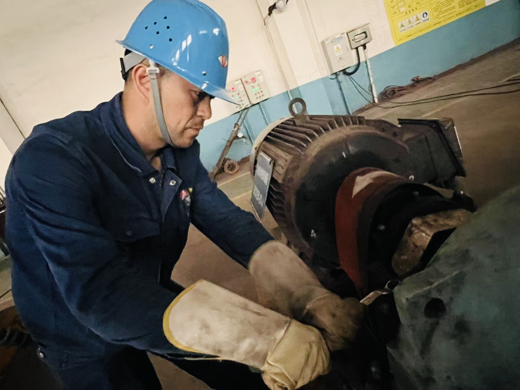 詹涛:铁前维修降本的“擎旗手” 詹涛:铁前维修降本的“擎旗手”