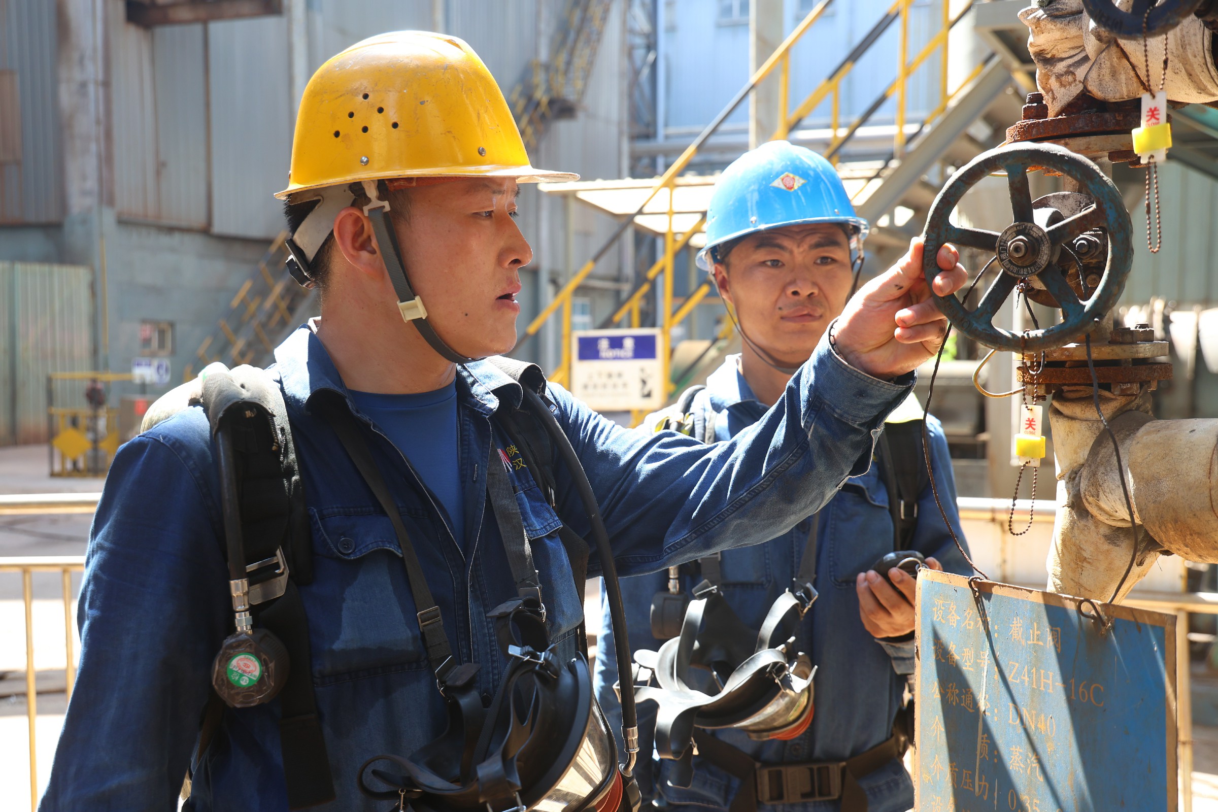 战高温,筑防线 打好防暑保产“保卫战” 战高温,筑防线 打好防暑保产“保卫战”