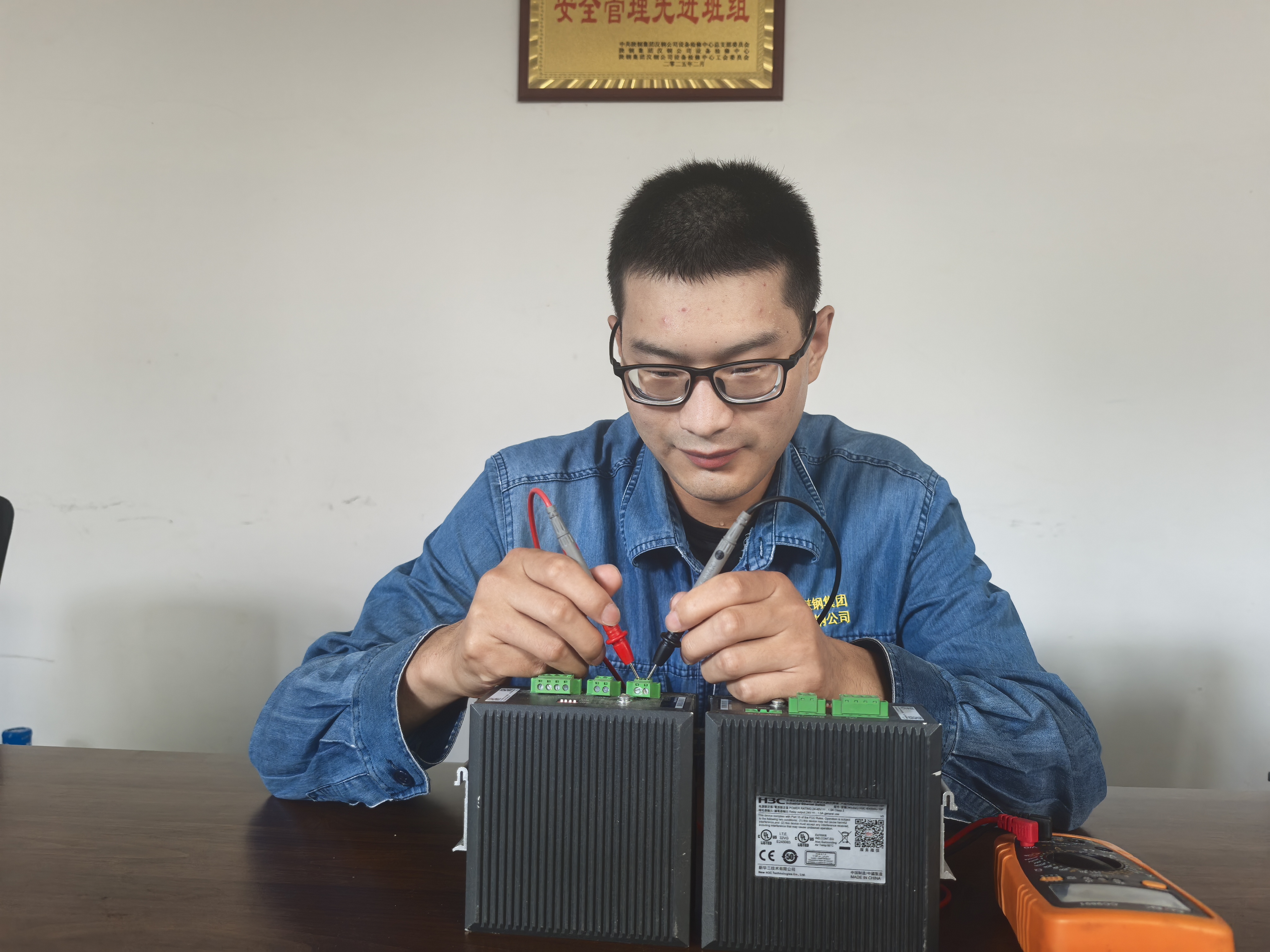 记“技术能手”李卓卓的逆袭之路 记“技术能手”李卓卓的逆袭之路