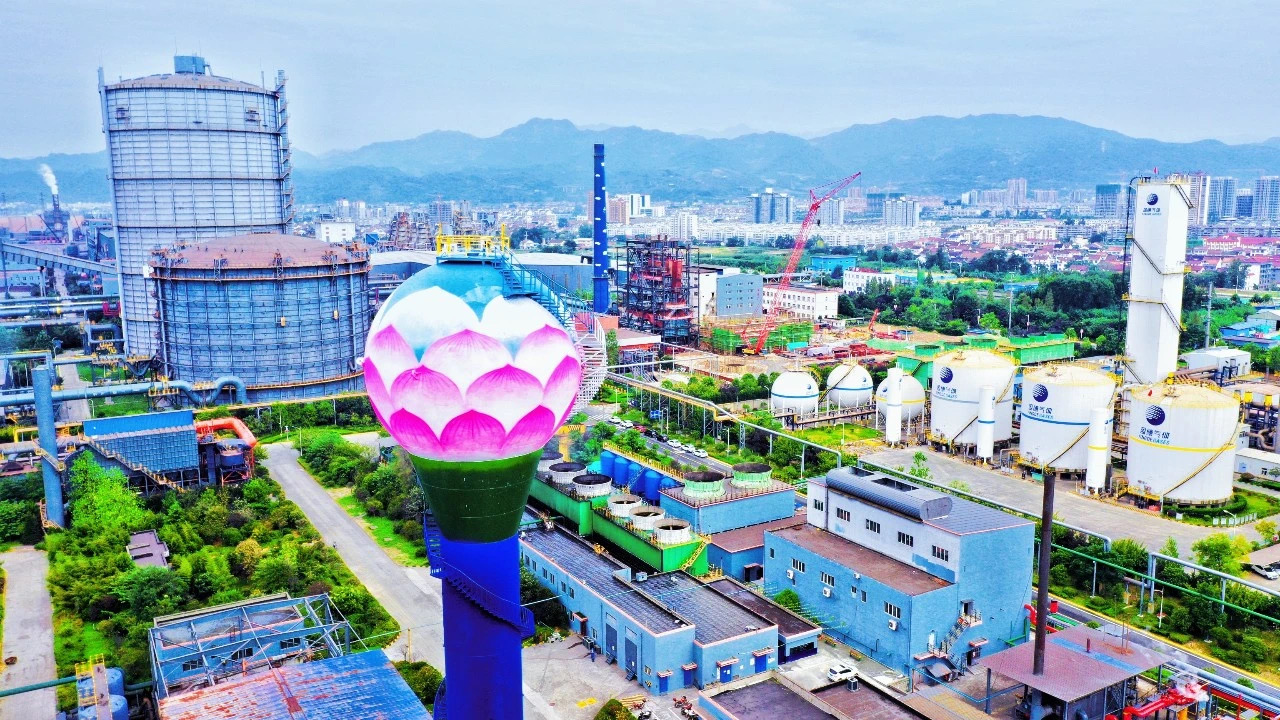 向绿、向优 将绿色环保转化为真正“金山、银山” 向绿、向优 将绿色环保转化为真正“金山、银山”