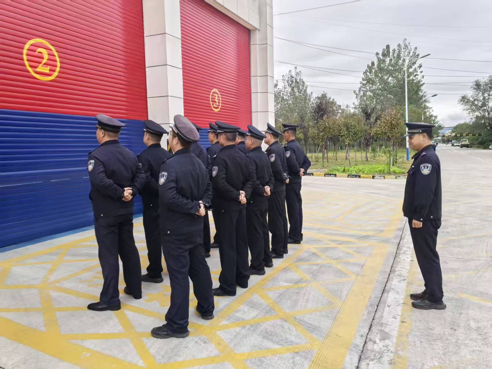 队列训练淬精兵,严纪塑形提形象 队列训练淬精兵,严纪塑形提形象