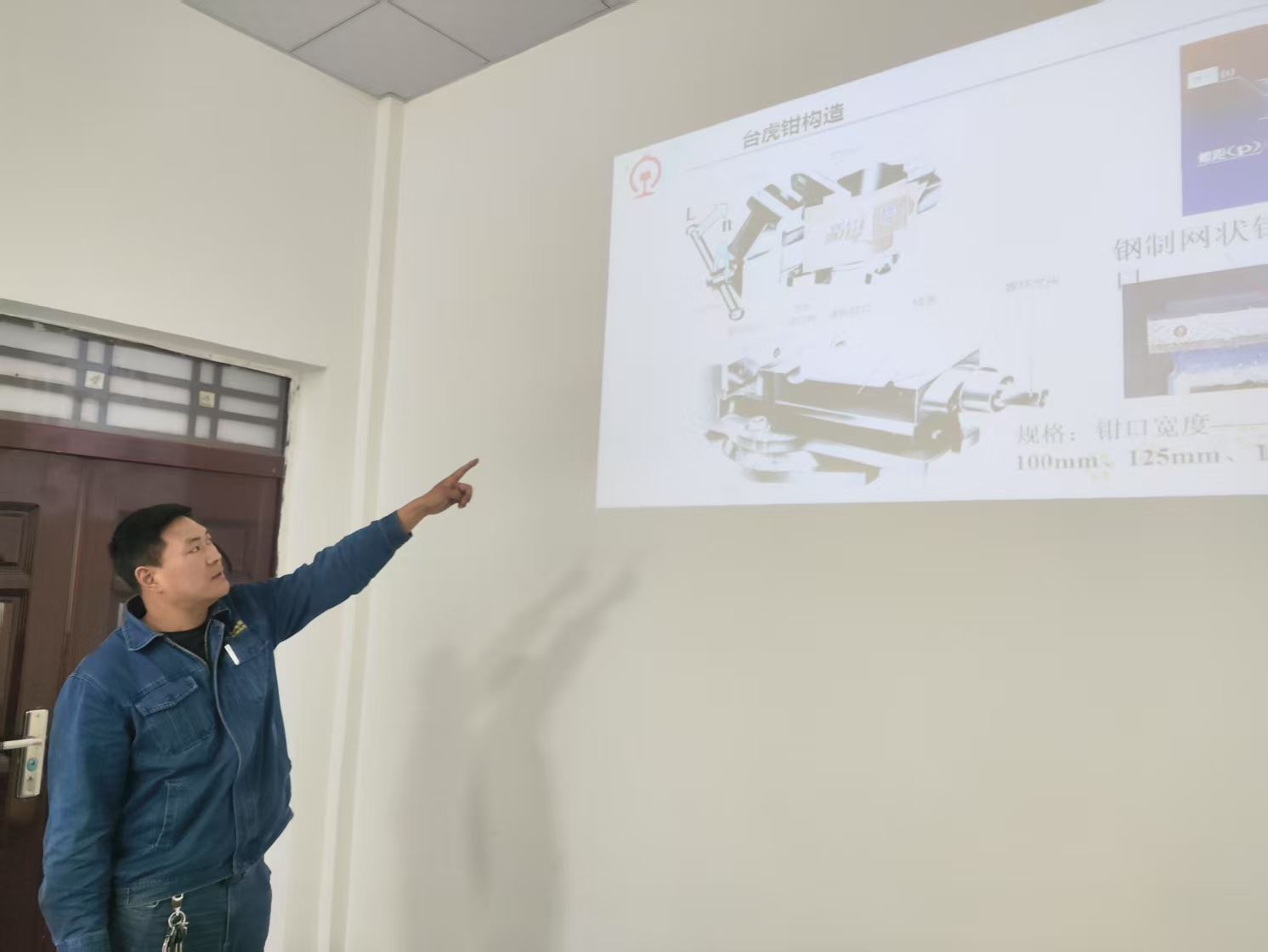 “严巧细”铸匠心 维修攻坚助生产 “严巧细”铸匠心 维修攻坚助生产