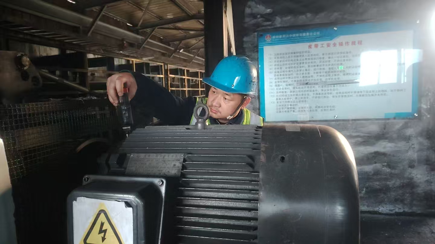 奋战四季度 稳产保供第一线