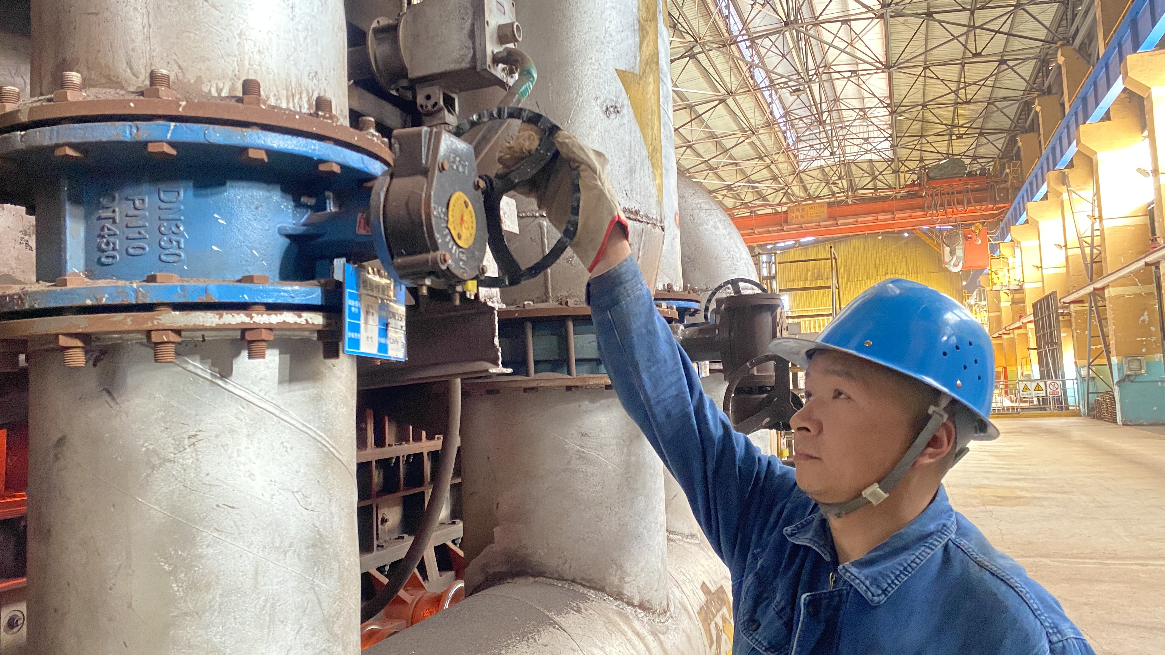 匠心“看火”炼真金 匠心“看火”炼真金