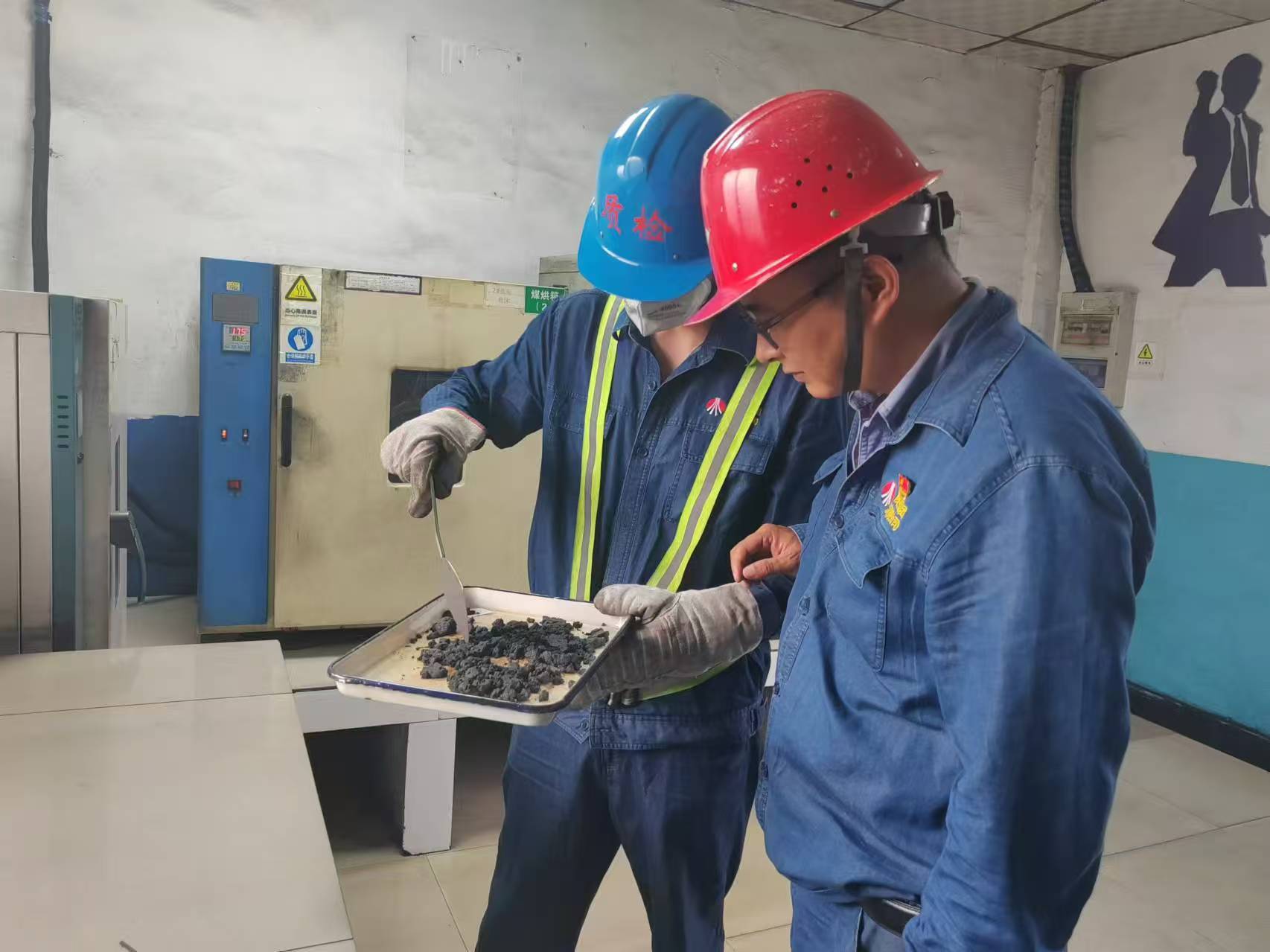 巧用廉洁“三镜”筑牢廉洁底色