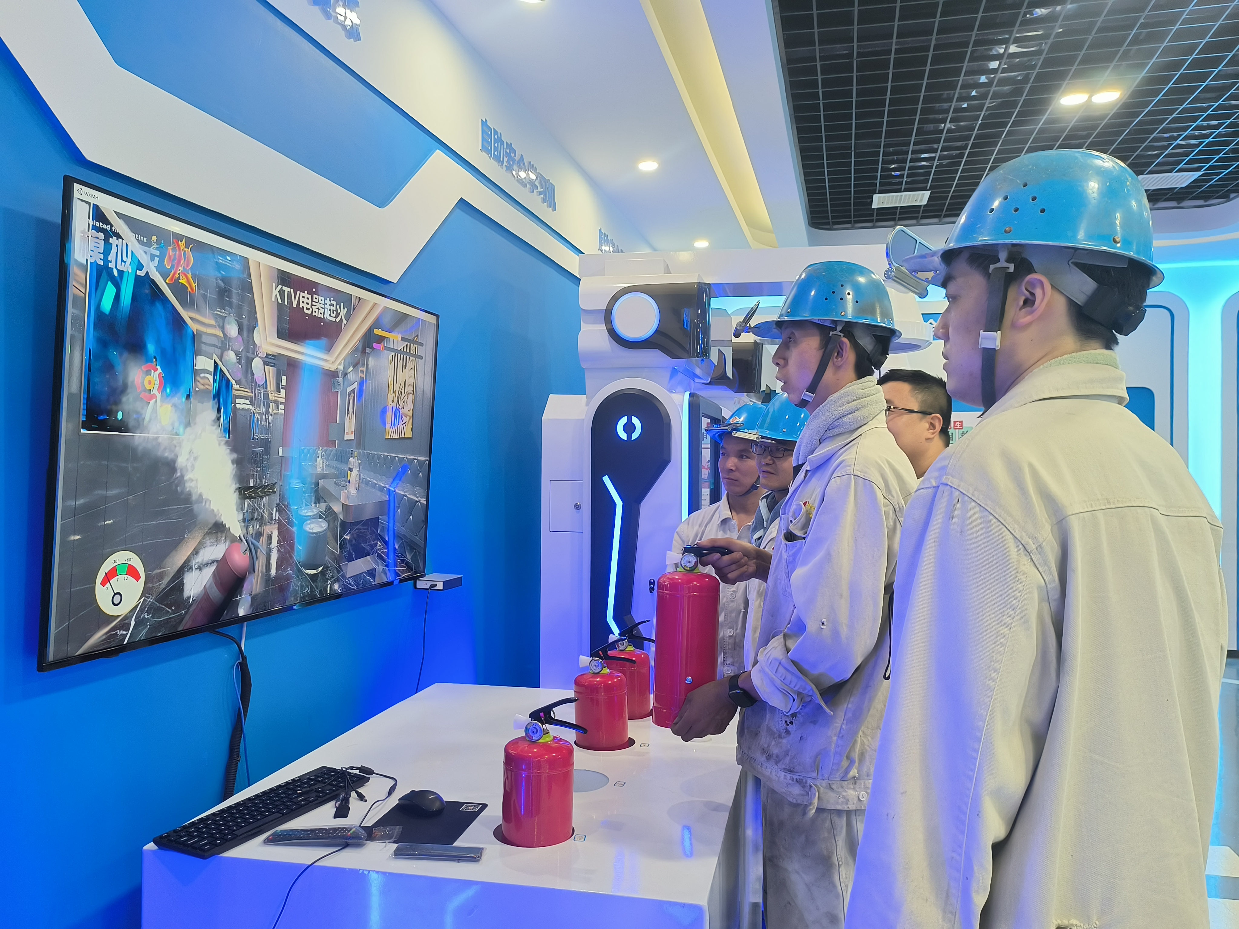 精准施策强防控 筑牢消防安全“防火墙” 精准施策强防控 筑牢消防安全“防火墙”