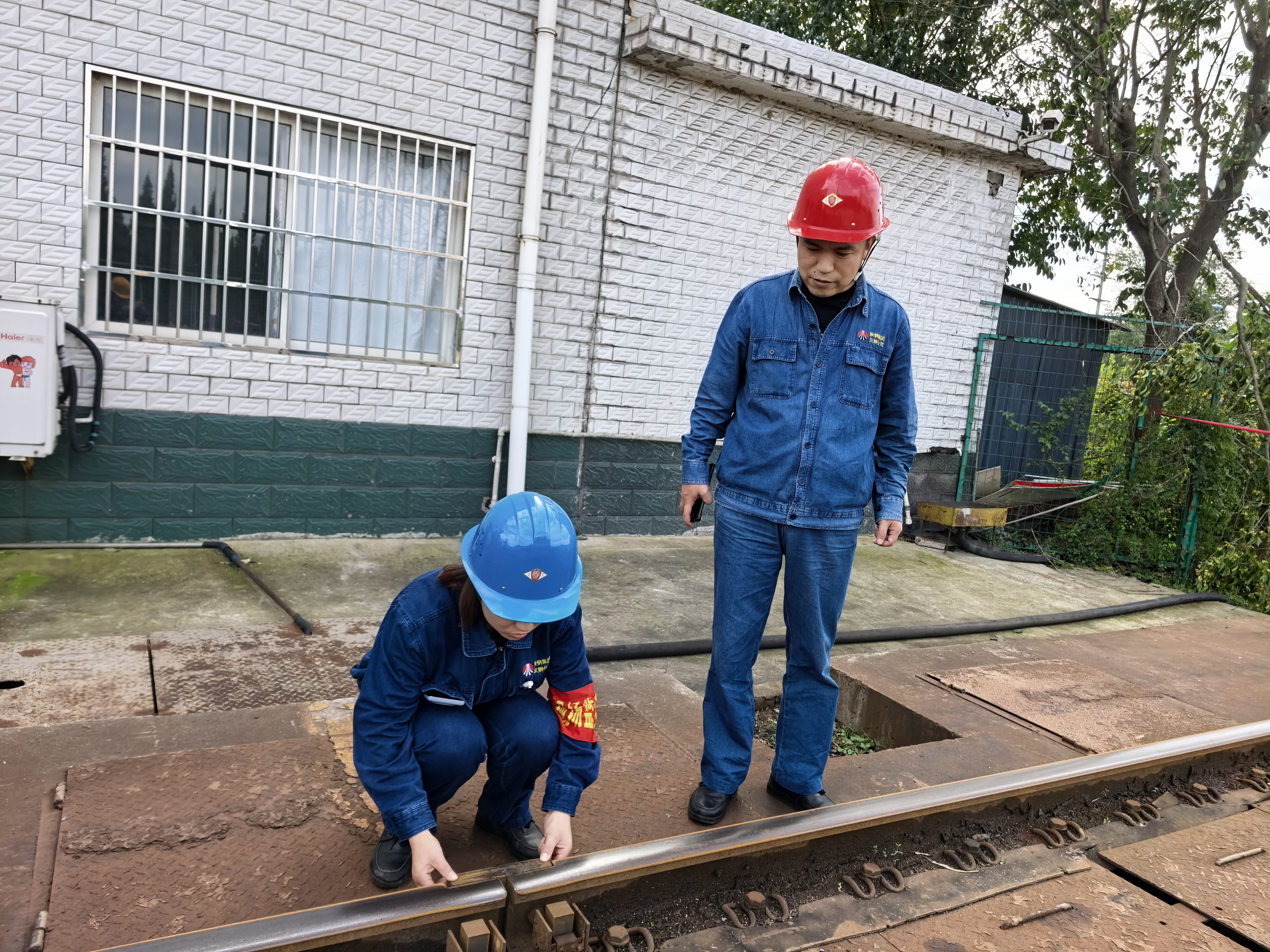 看他们打出决胜年终安全管理的“组合拳” 看他们打出决胜年终安全管理的“组合拳”