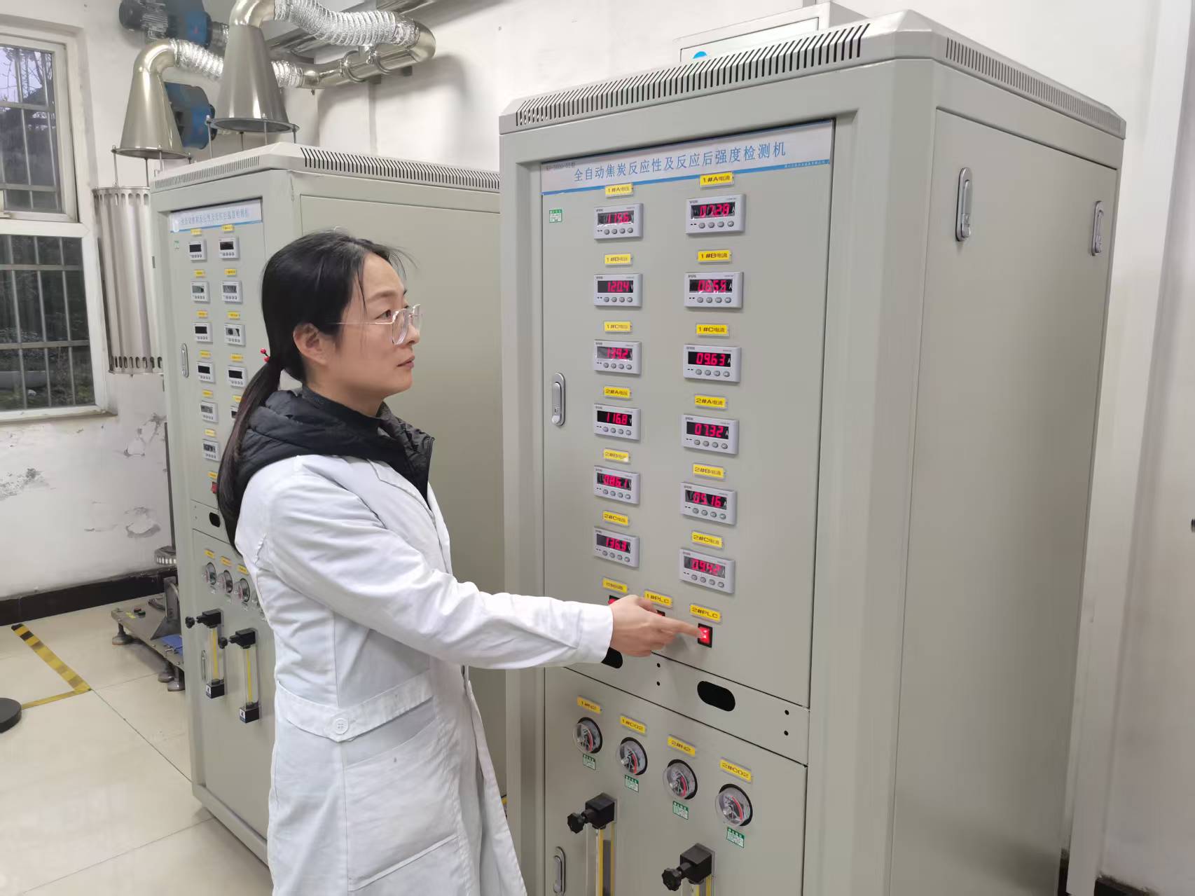 超飒！“化验女团”上线  降本创新两手硬