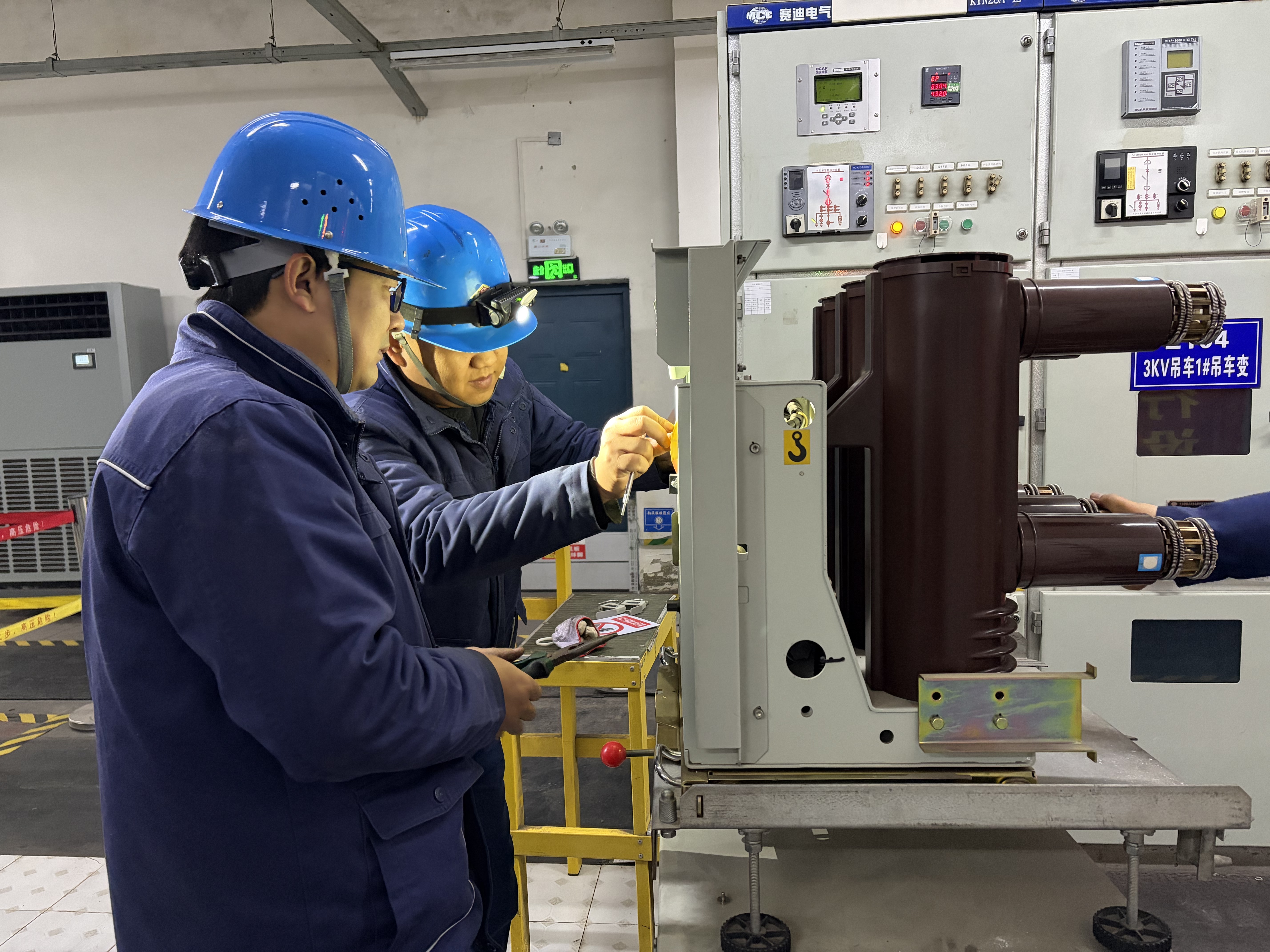 激发思想共鸣 凝聚实干力量 激发思想共鸣 凝聚实干力量