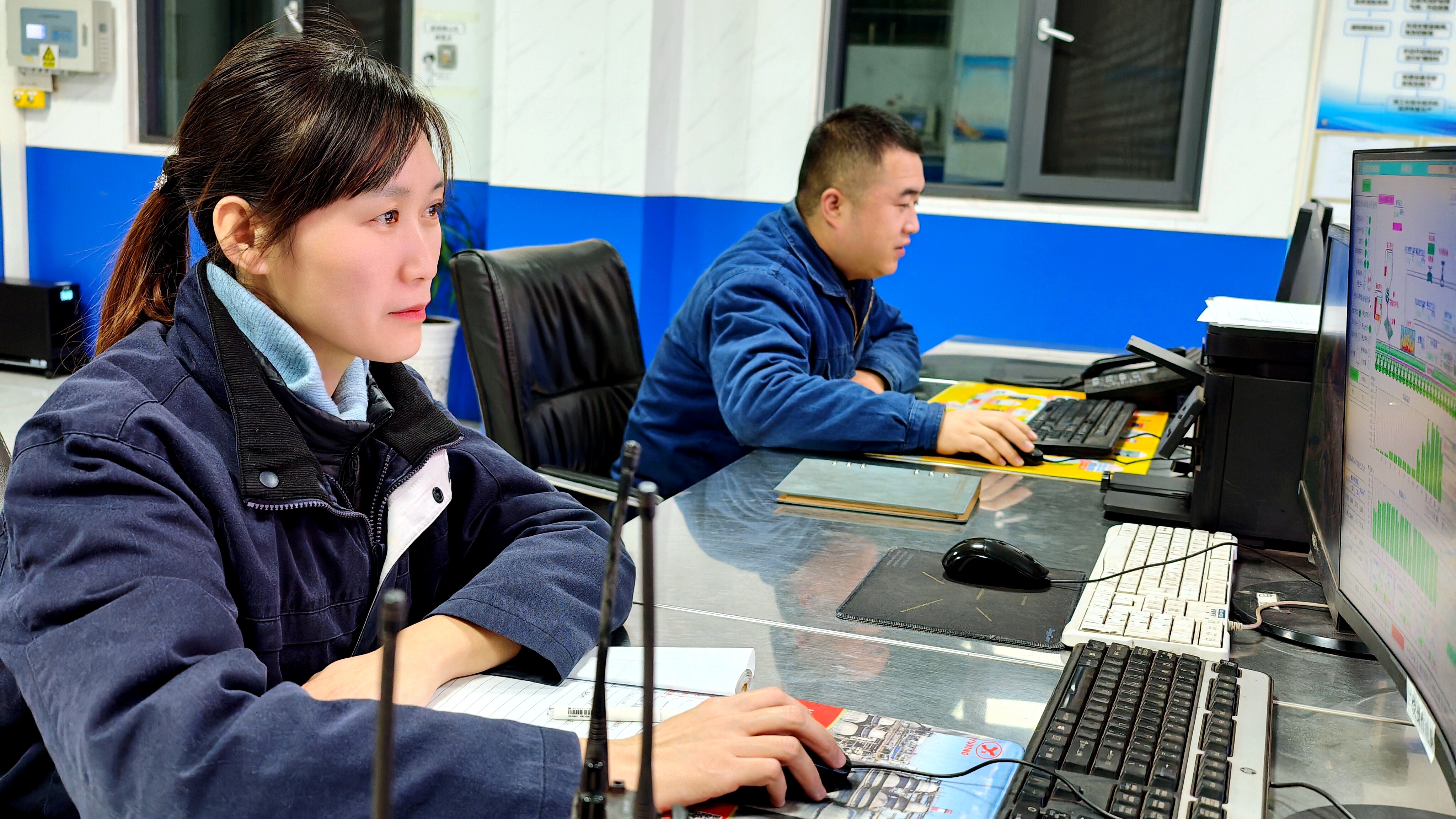 钢城守卫者：用责任点亮新年第一炉“火红”