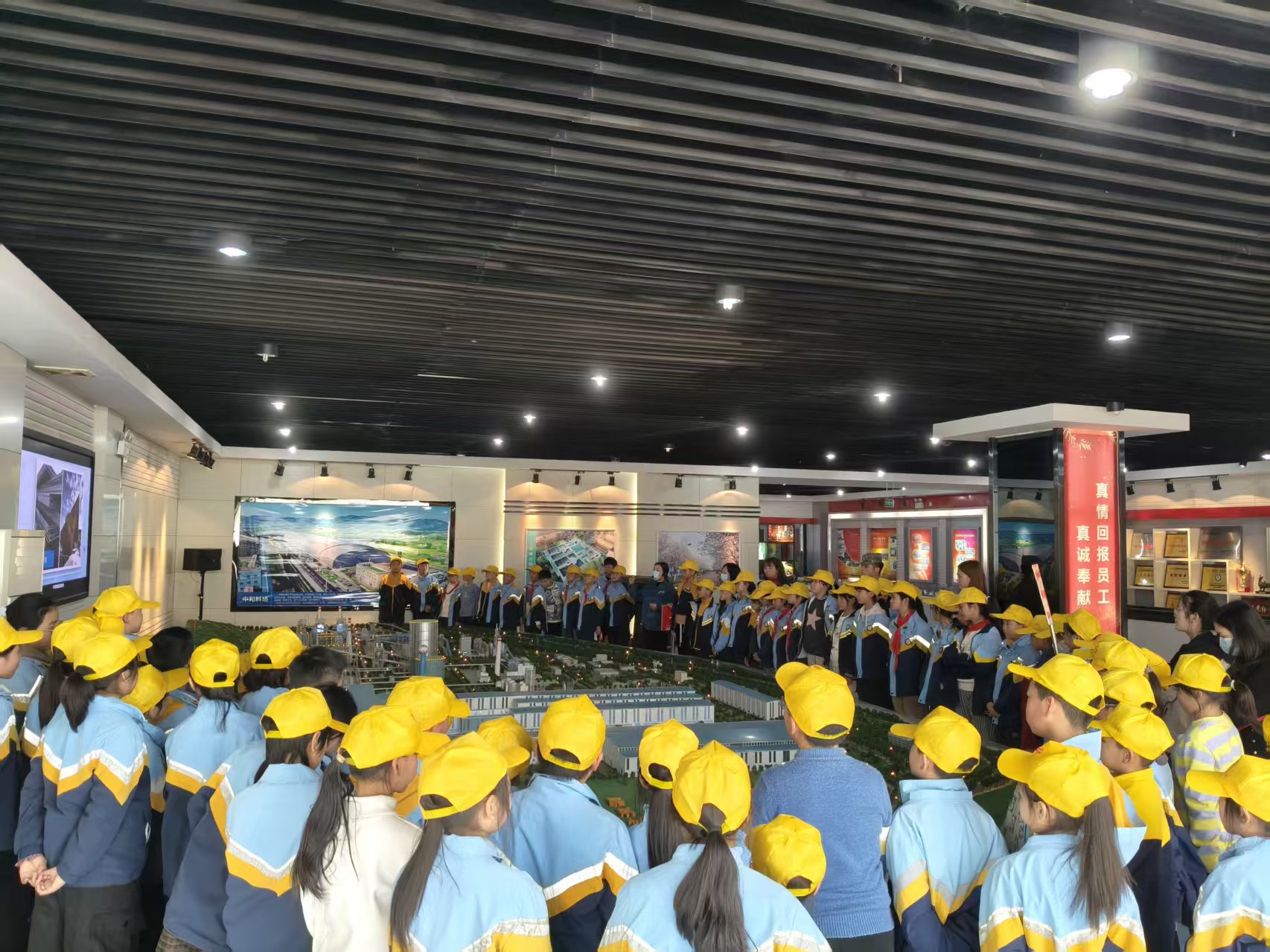 精耕工业旅游 巧做绿色文章