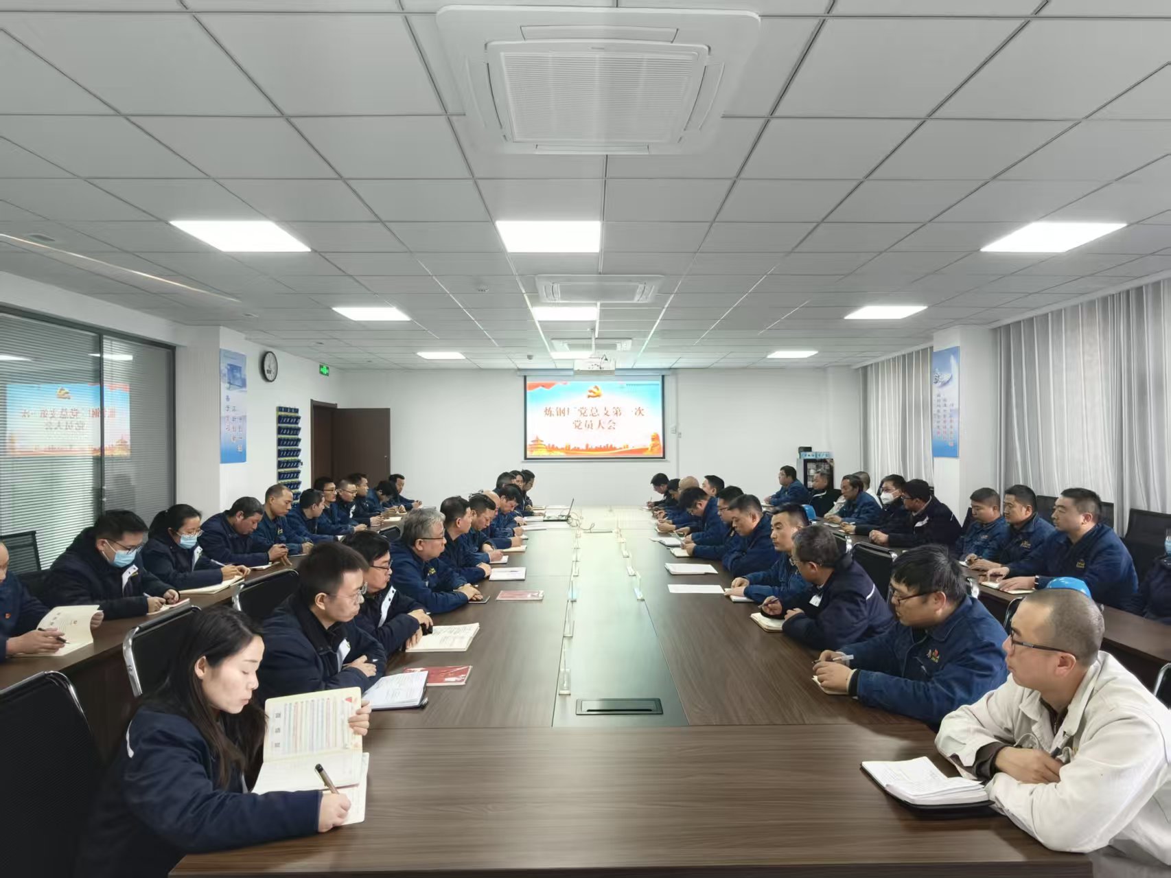 三措并举，筑牢春节“廉洁关”