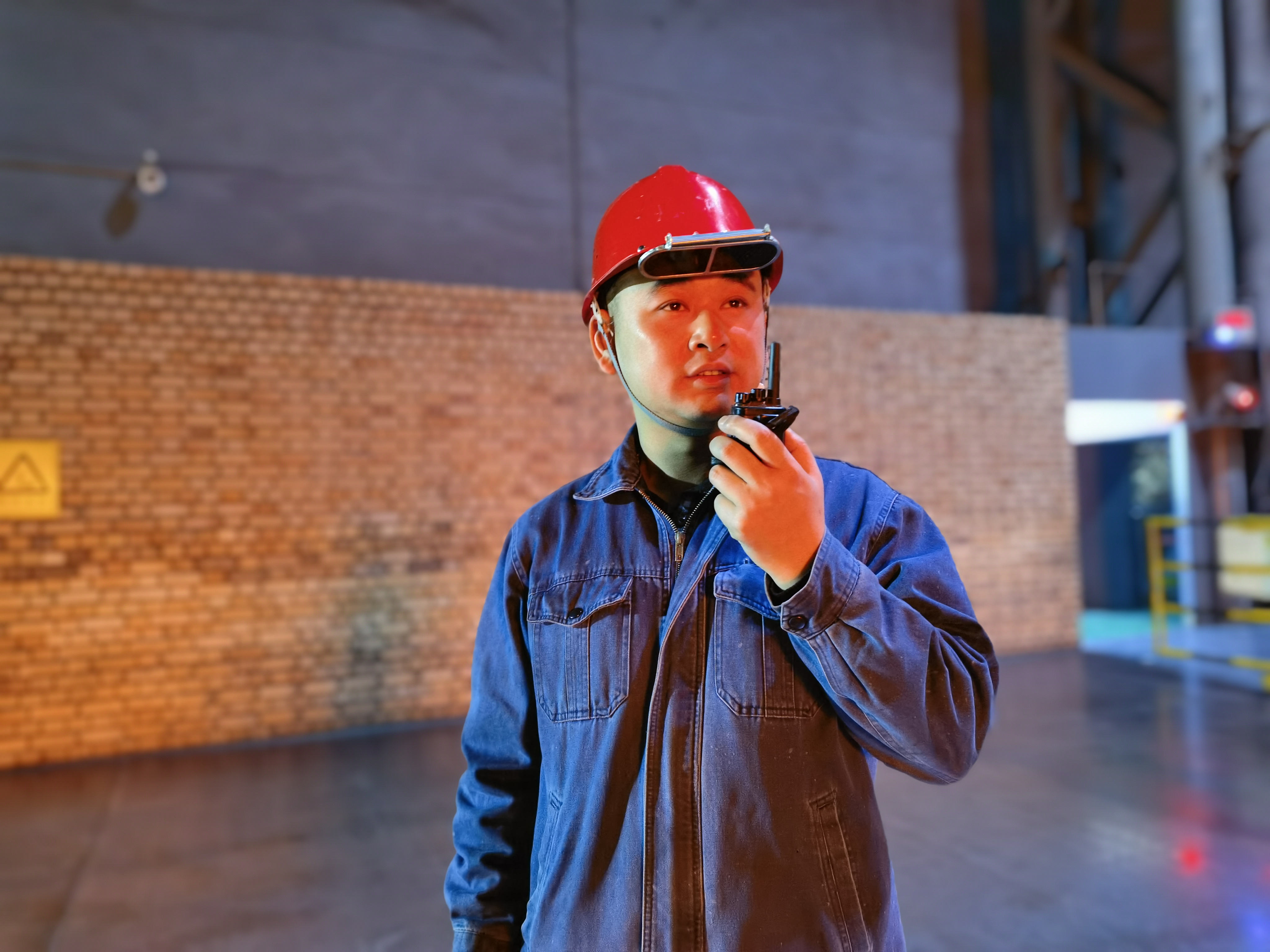 新春“守岗者”，硬核“钢铁人”