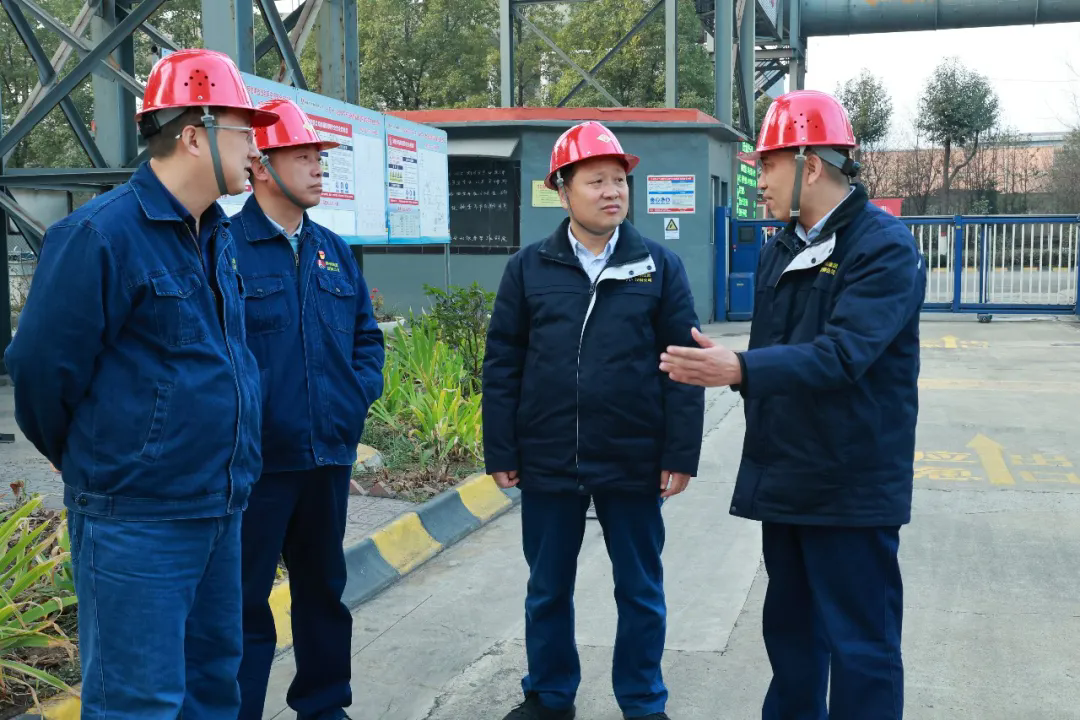 周永平到基层单位检查安全生产并慰问在岗干部职工