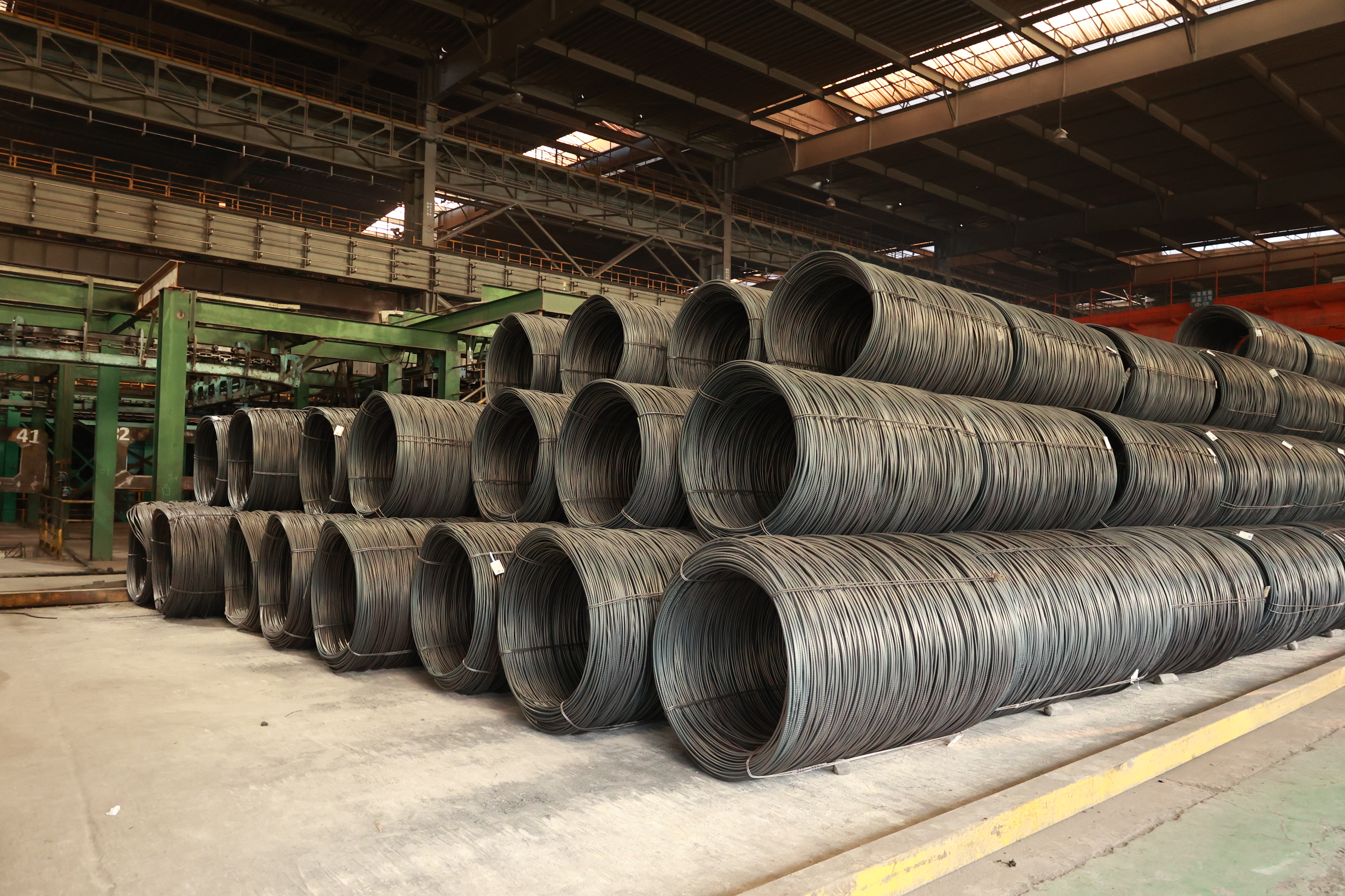 汉钢公司成功轧制65Mnφ10mm盘圆