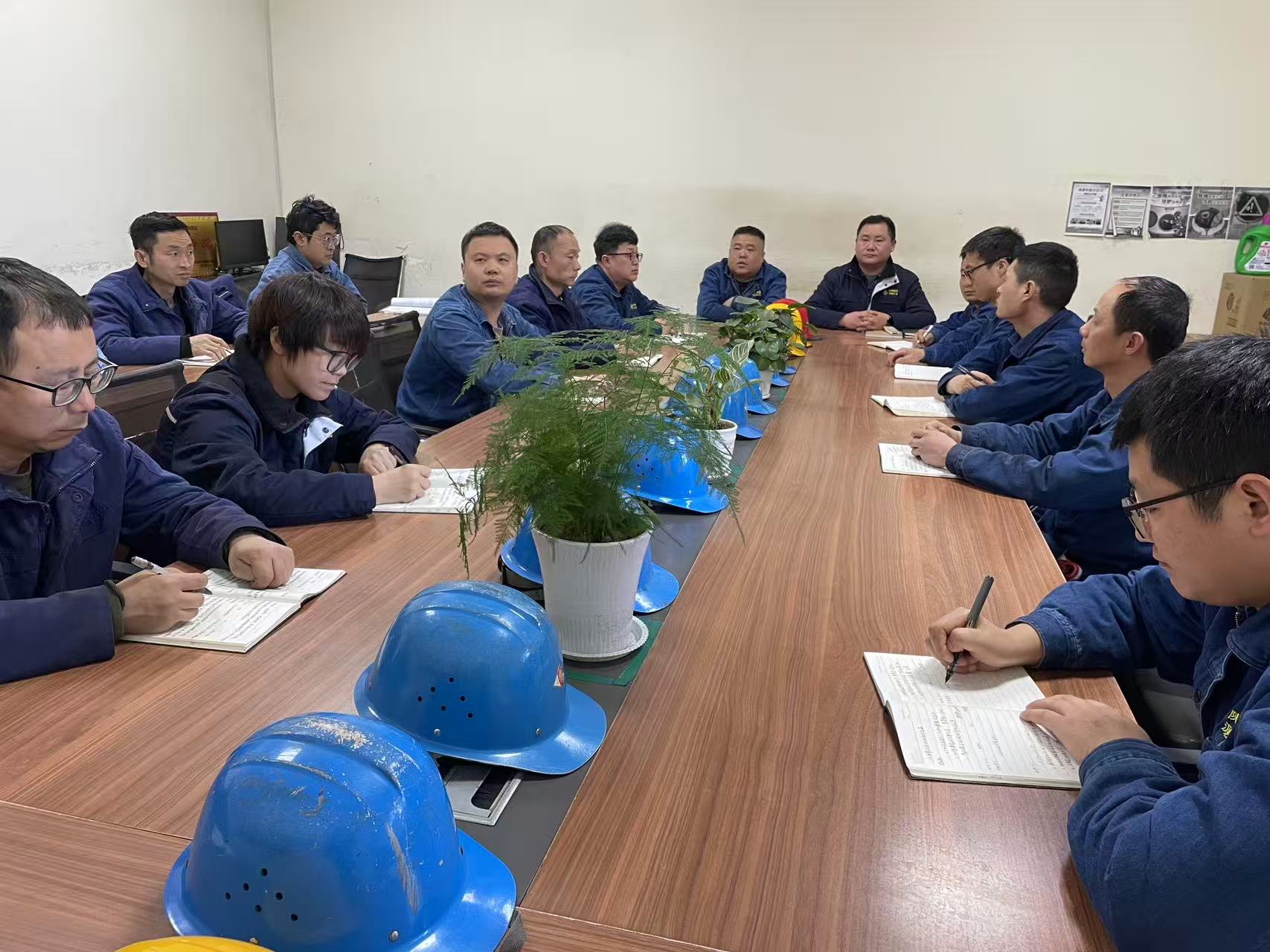 鹏哥的“紧箍咒”