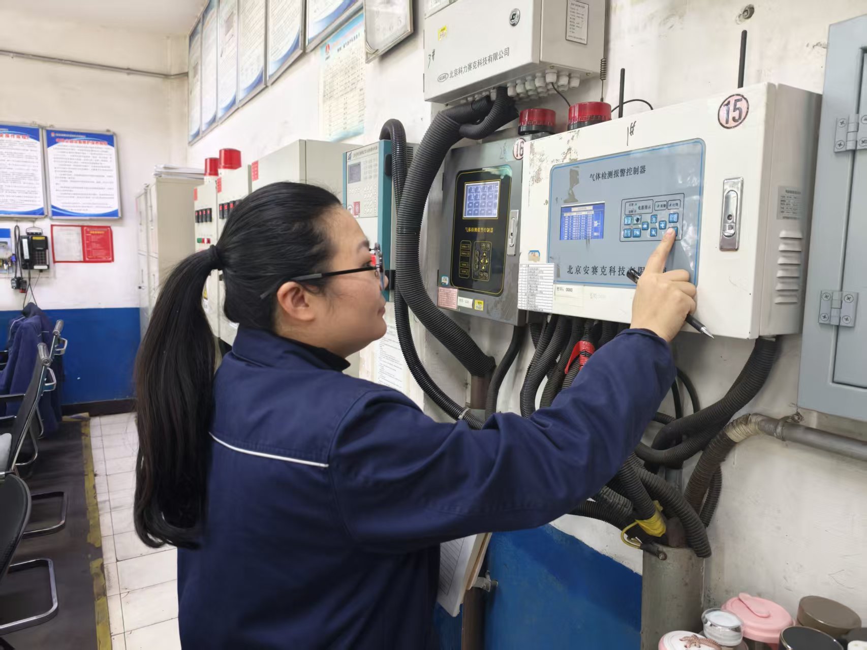 绽巾帼锋芒 做岗位“实力派”