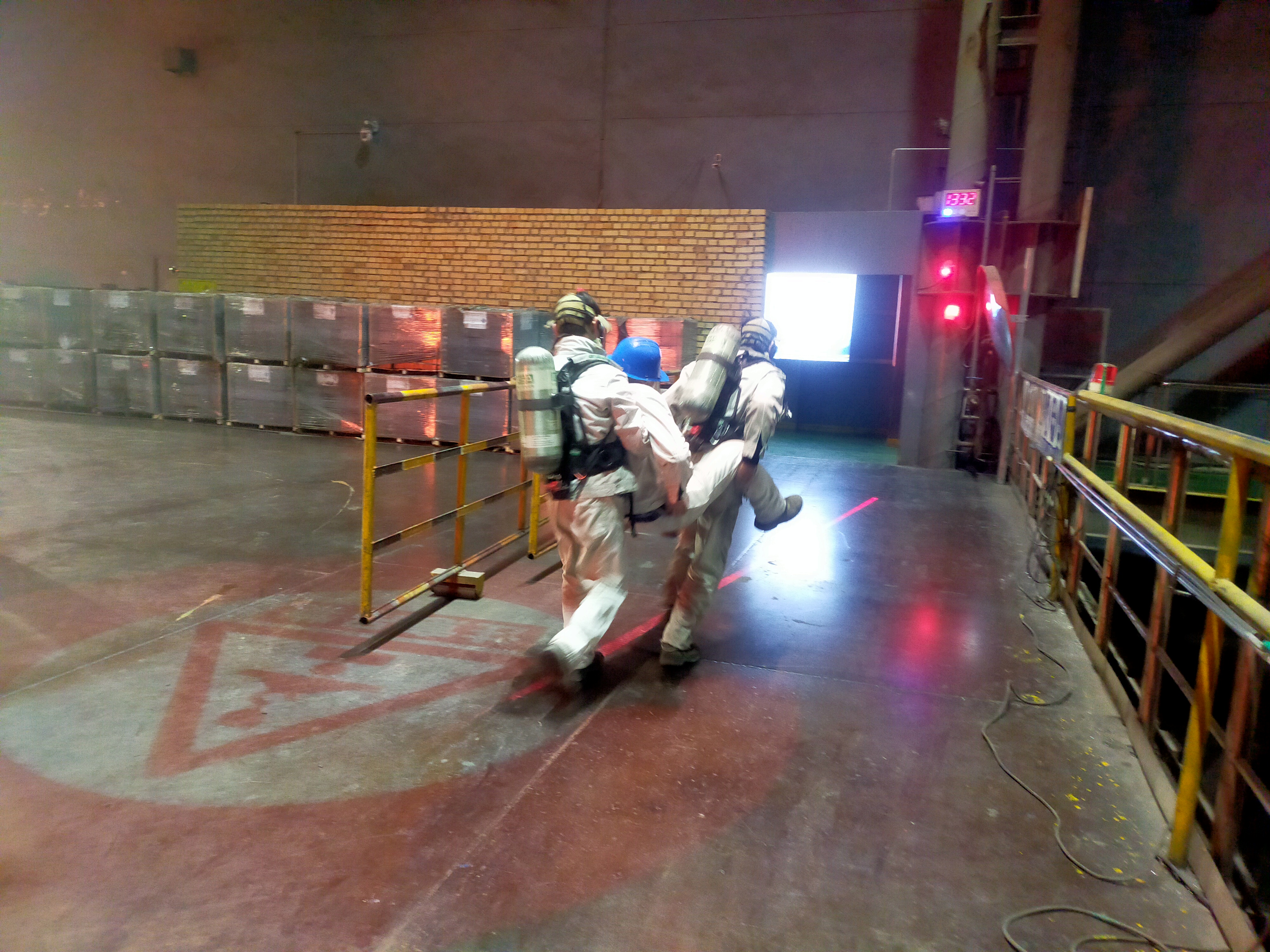 以“学”铸魂、以“赛”立标、以“训”强能