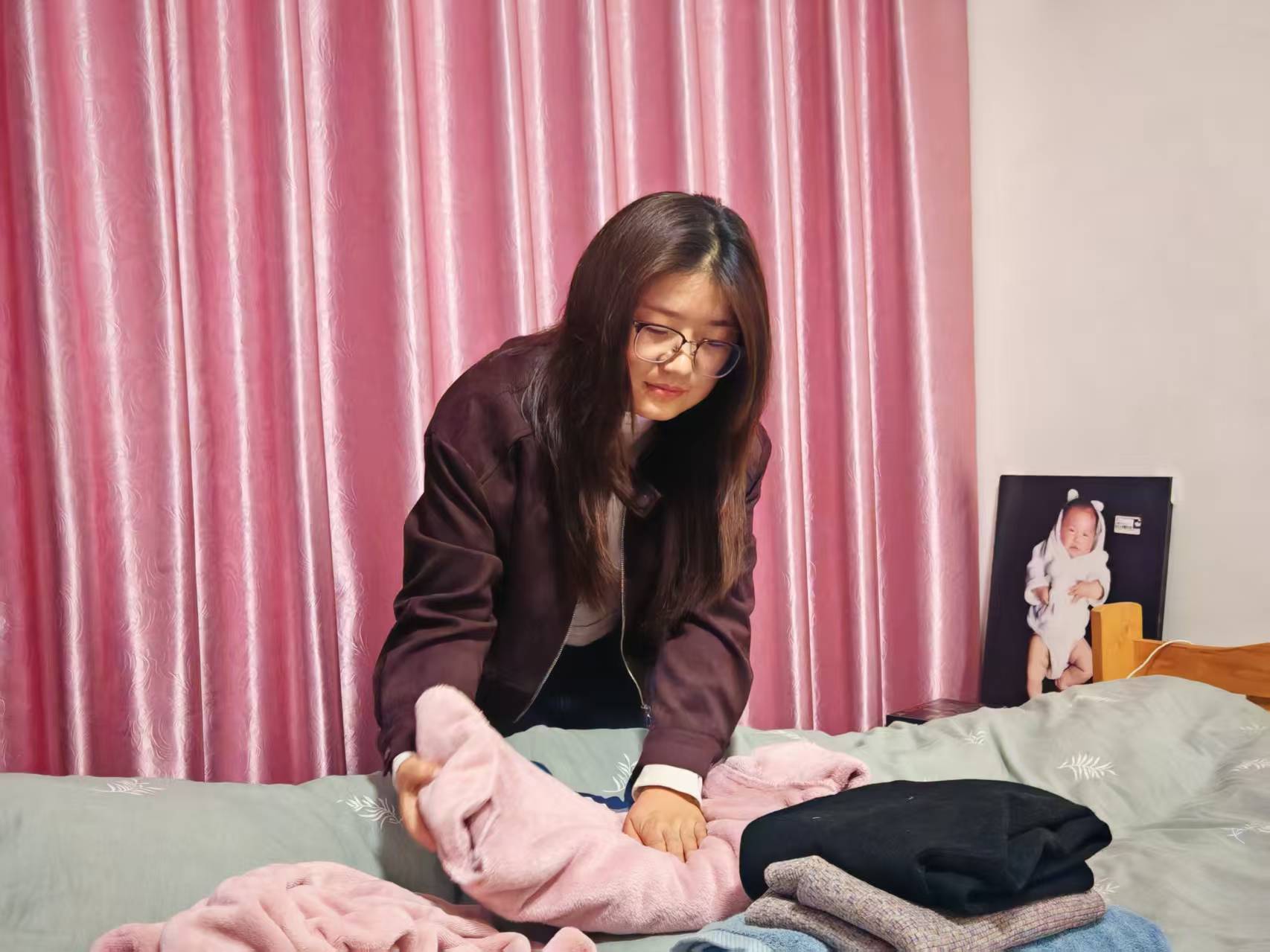 钢城绽放“幸福花” ——记陕钢集团2024-2025年度“好媳妇”郭巧