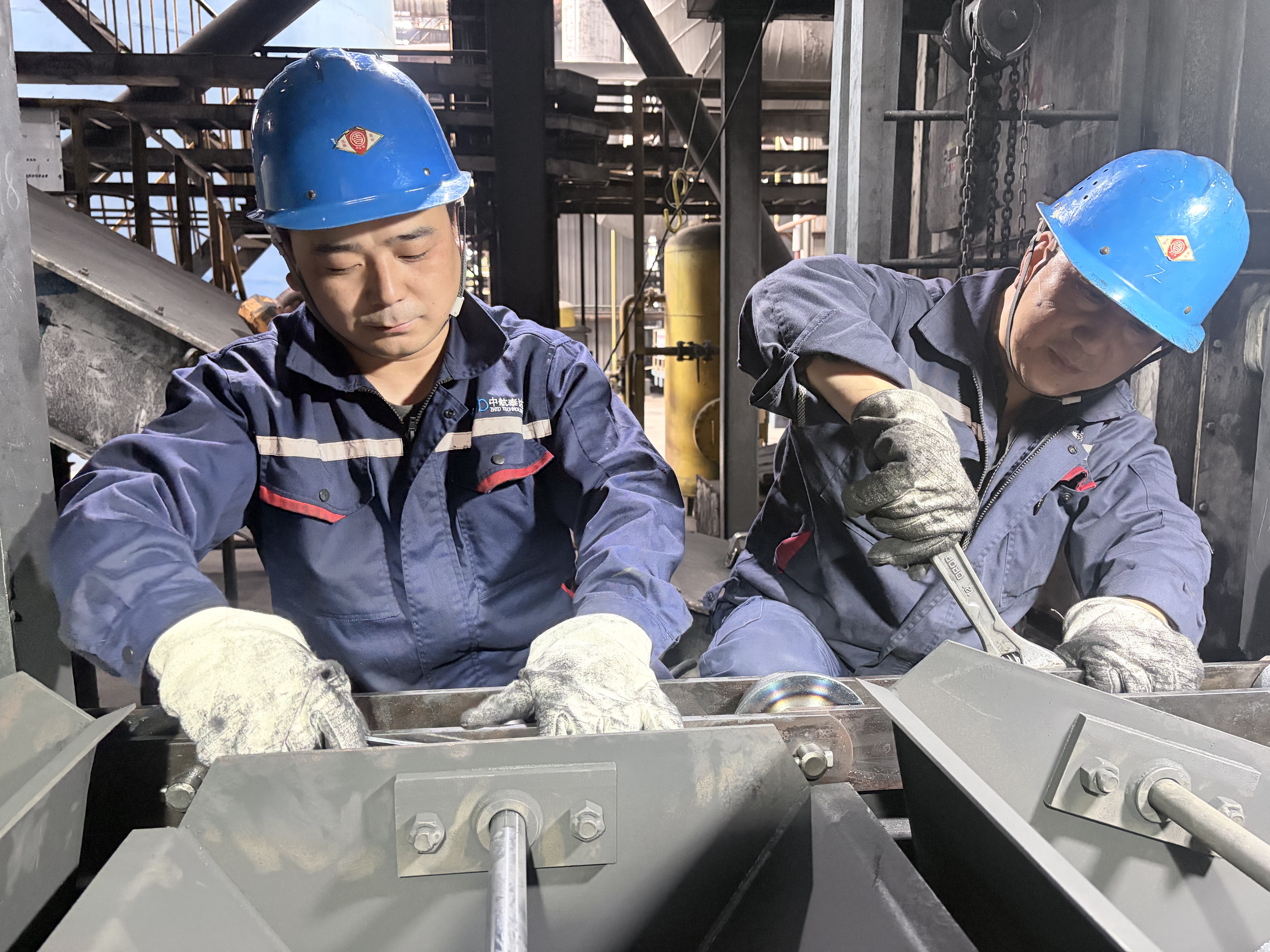 自主修复链板机 巧解设备维护困局 自主修复链板机 巧解设备维护困局