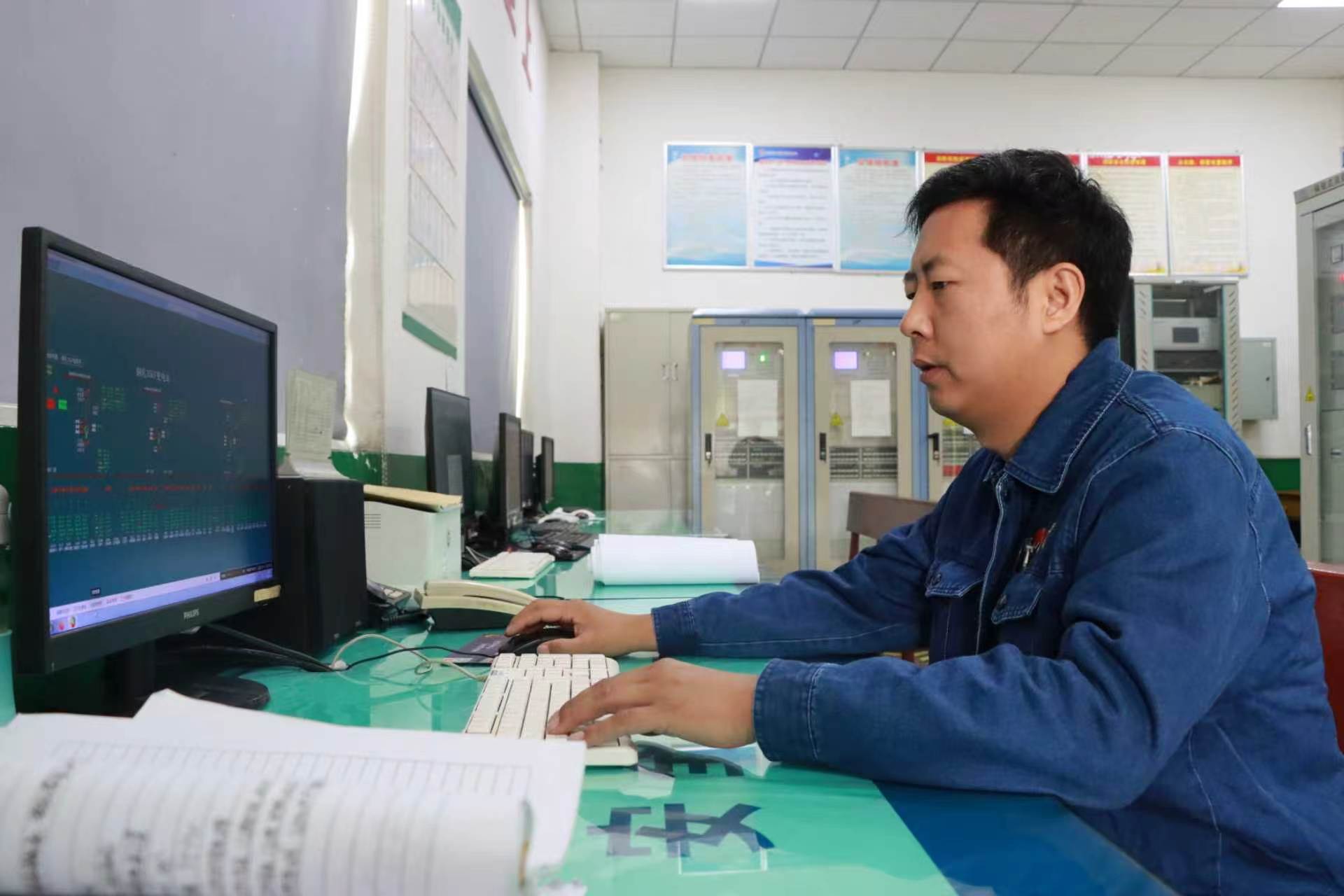 冯明义：匠心筑梦守初心 技行千里显担当