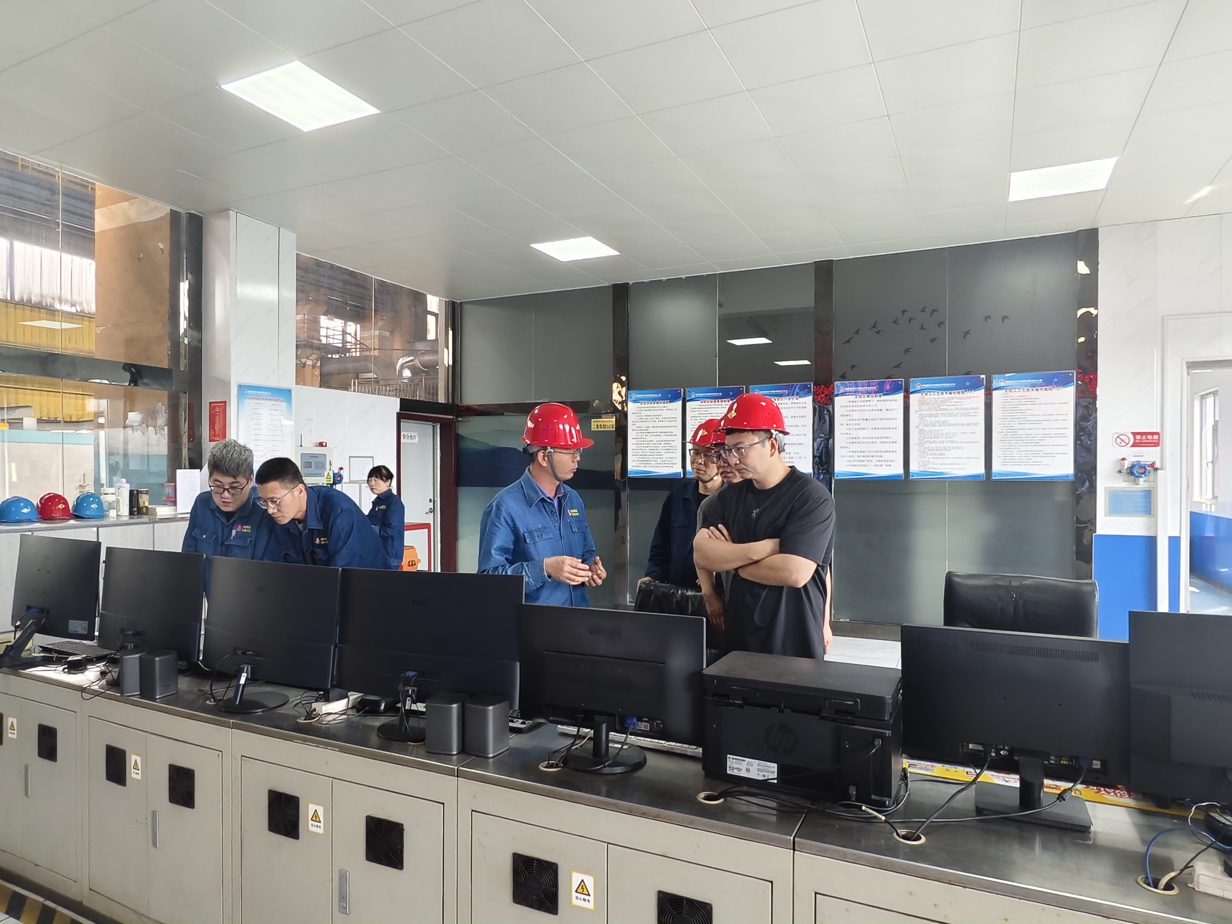汉钢公司圆满完成2025年度碳排放现场 核查工作 汉钢公司圆满完成2025年度碳排放现场 核查工作