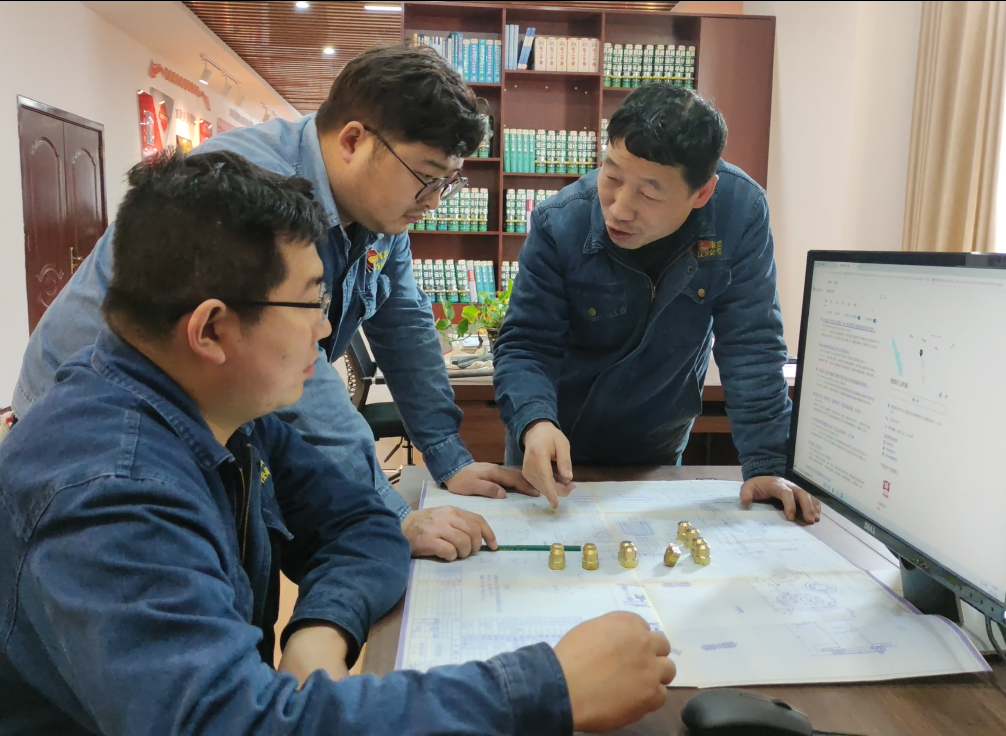 育才强基蓄动能 实干聚力谋扭亏 育才强基蓄动能 实干聚力谋扭亏