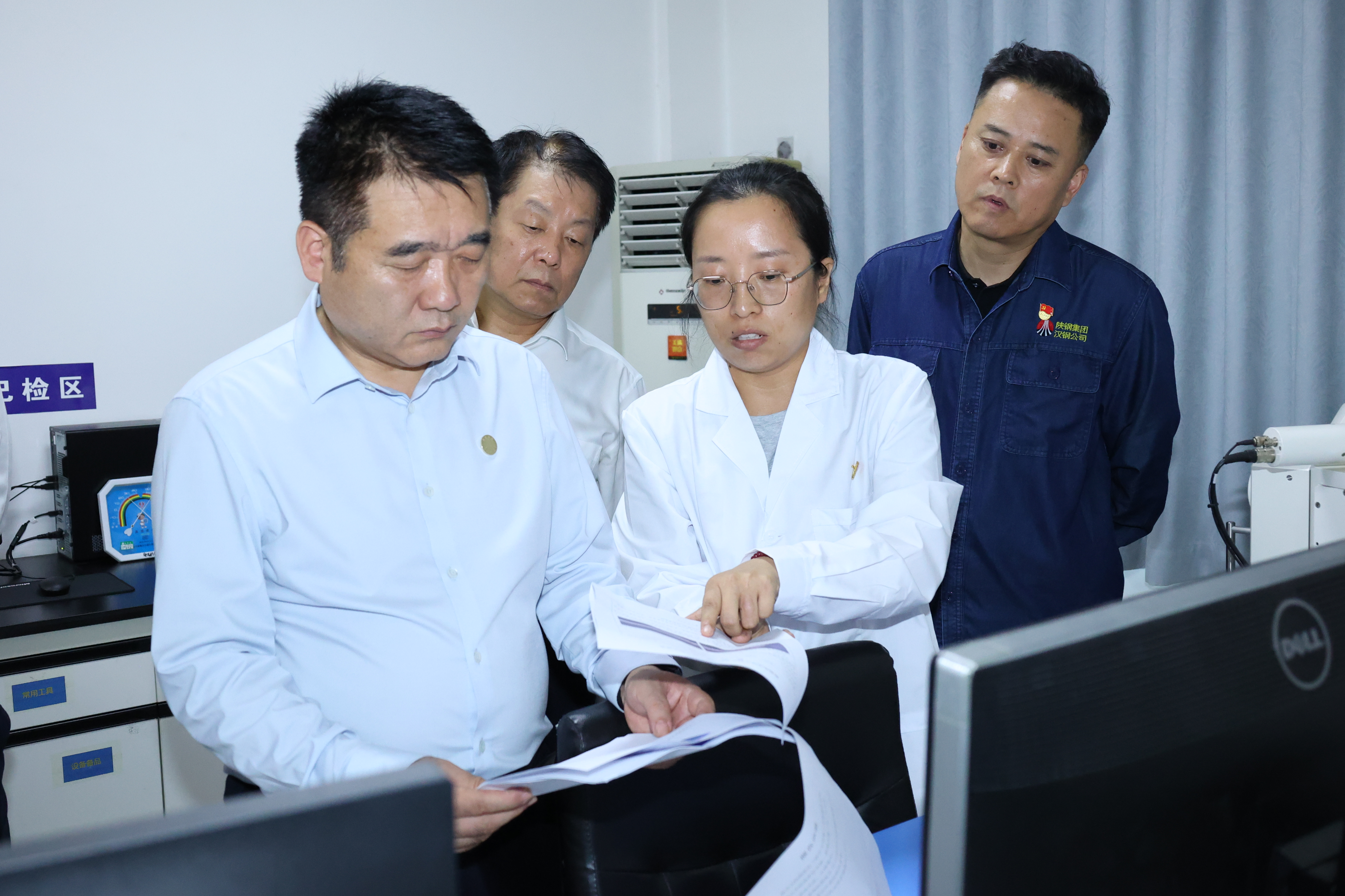 雷宏春到汉钢公司调研