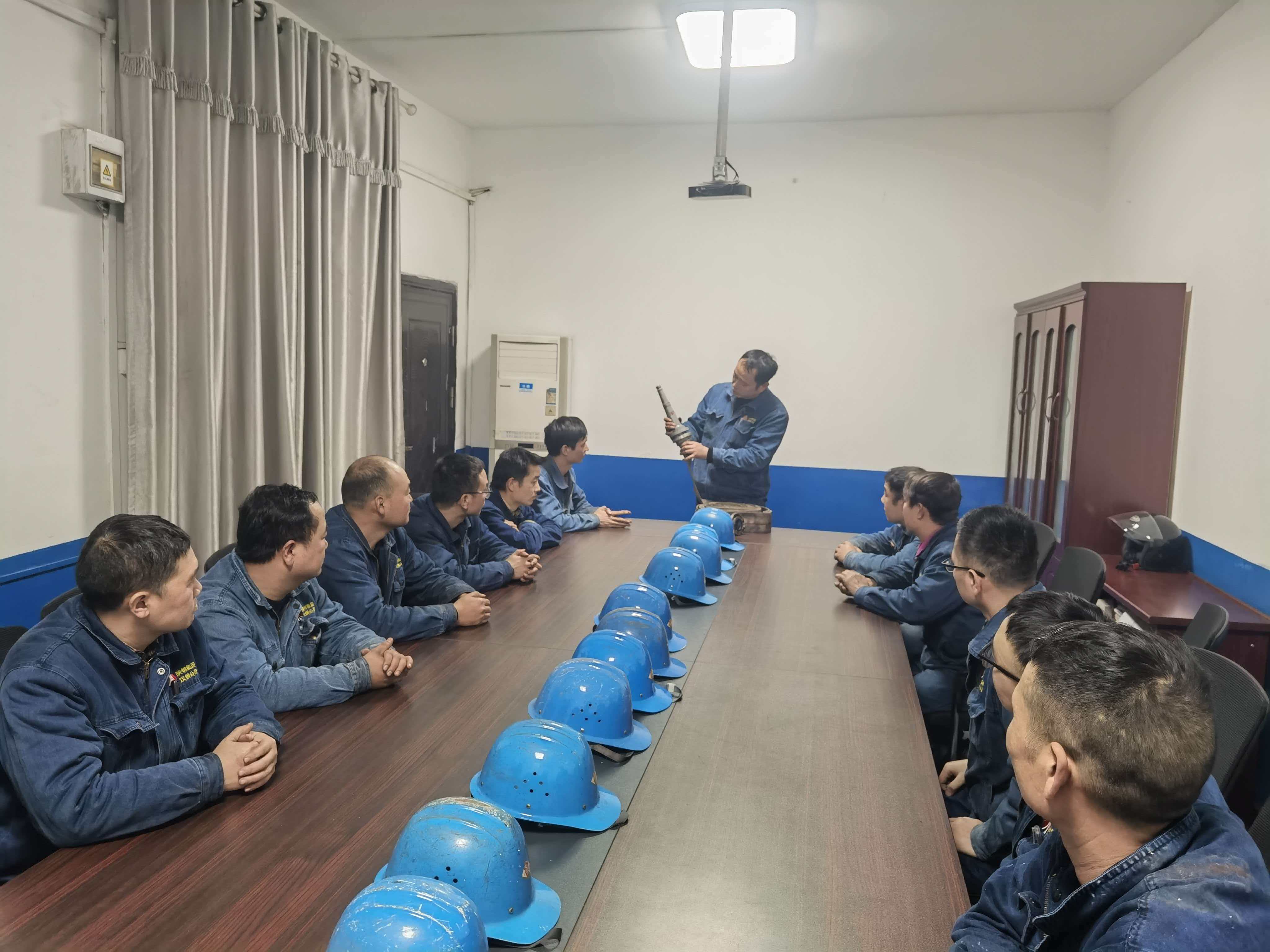 聚力六型班组建设 激活基层“细胞”新动能 聚力六型班组建设 激活基层“细胞”新动能