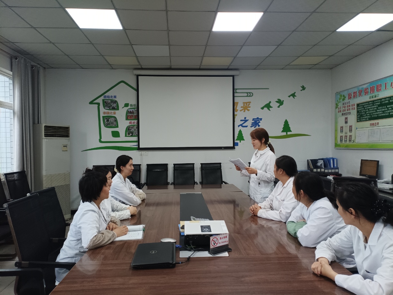 强基固本,让六型班组建设“沃土生花” 强基固本,让六型班组建设“沃土生花”