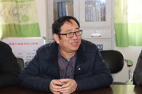 武军强一行深入扶贫帮扶点慰问