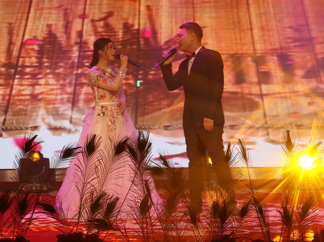 唱响新征程 喜迎新春来 唱响新征程 喜迎新春来