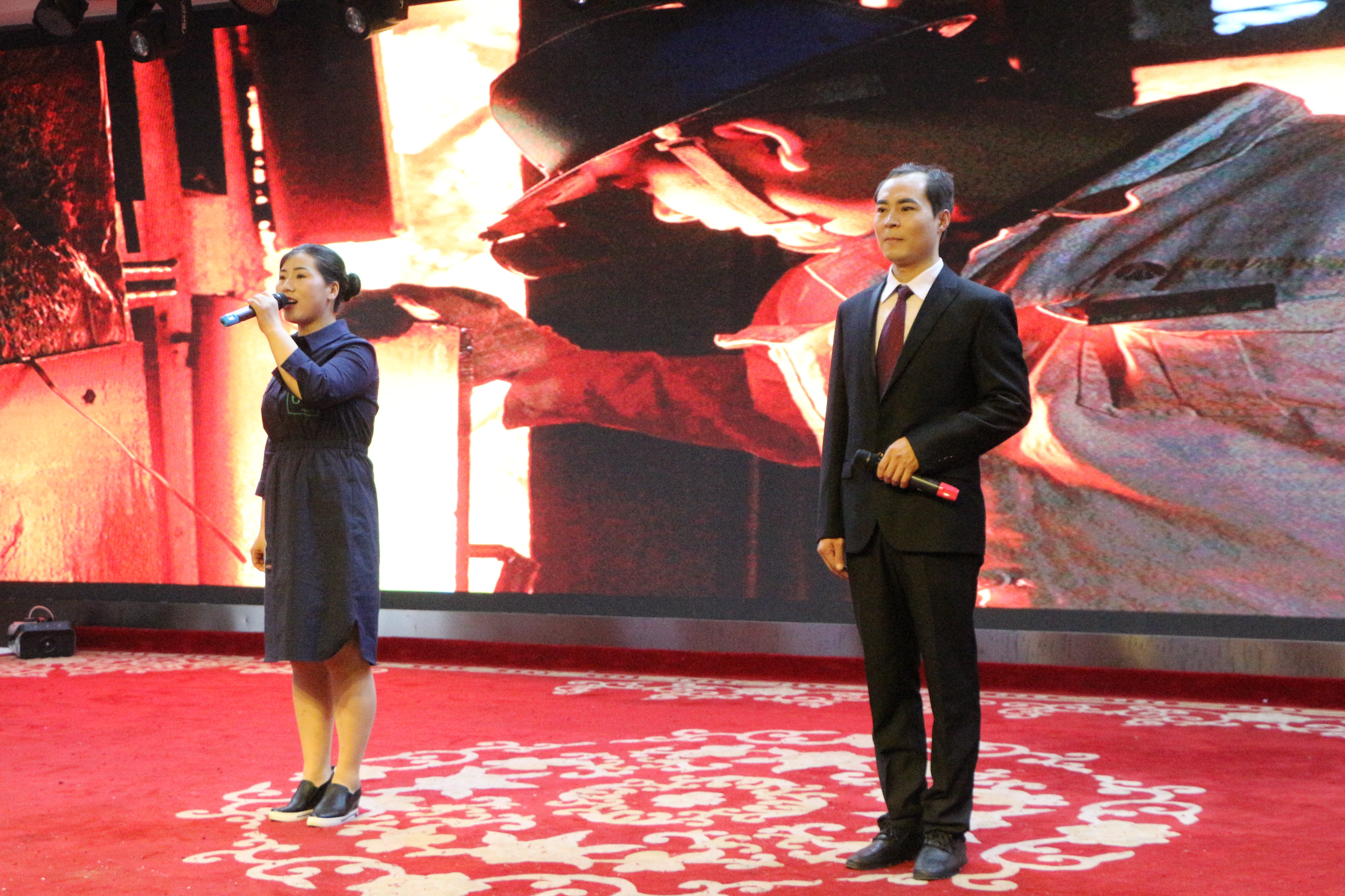 公司举办“书香三八”第三季之“圆梦新时代、绽放新风采”悦读分享大赛