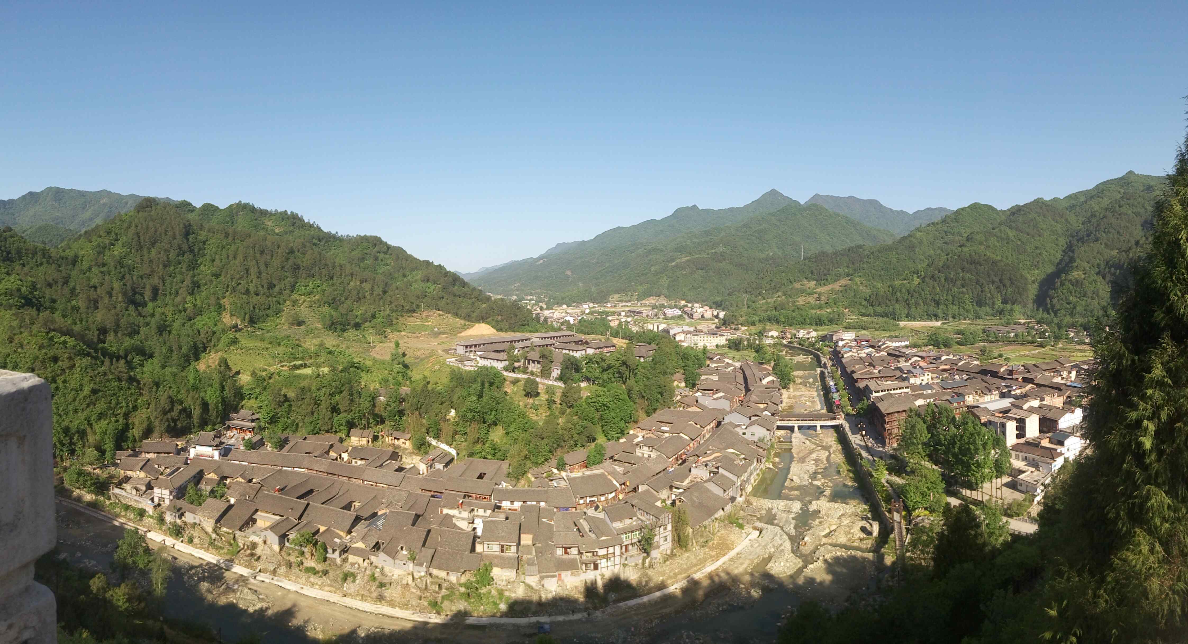 【钢城文苑】一个人的旅行 【钢城文苑】一个人的旅行