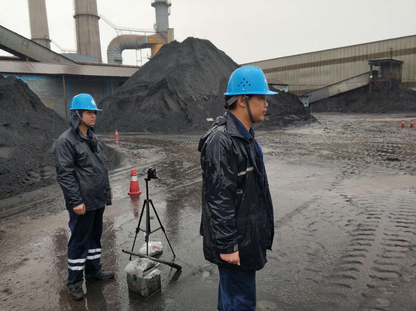 【钢城文苑】雨中曲 【钢城文苑】雨中曲