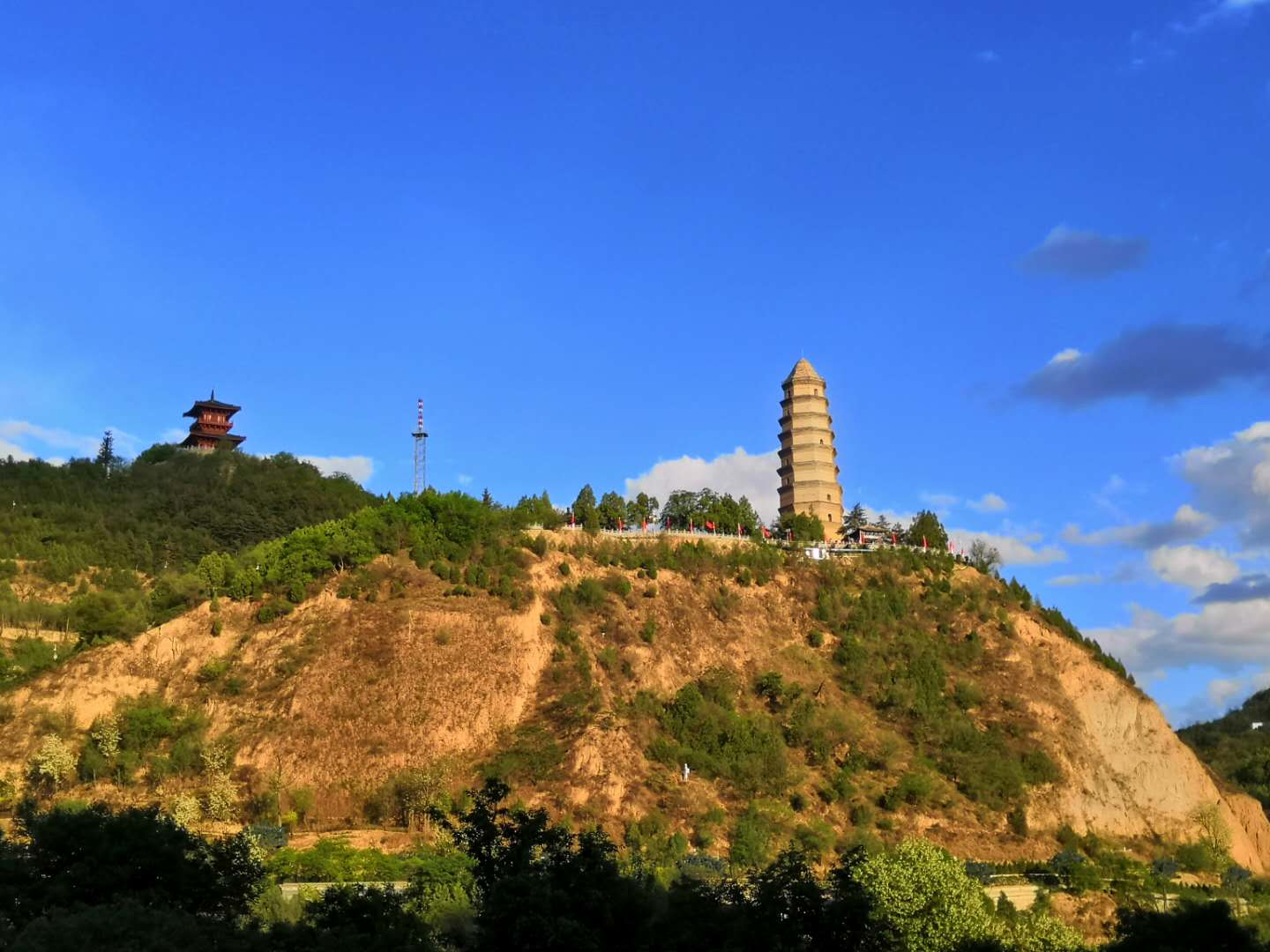 【钢城文苑】巍巍宝塔山 滚滚延河水 【钢城文苑】巍巍宝塔山 滚滚延河水