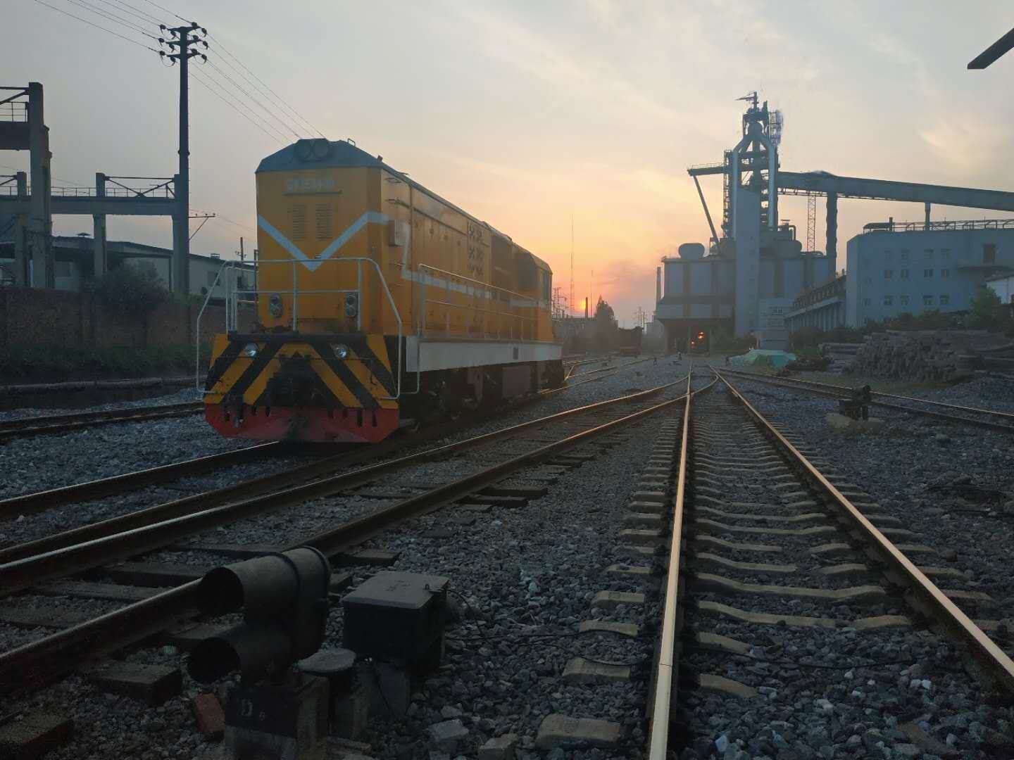 【钢城文苑】钢城风景这边独好