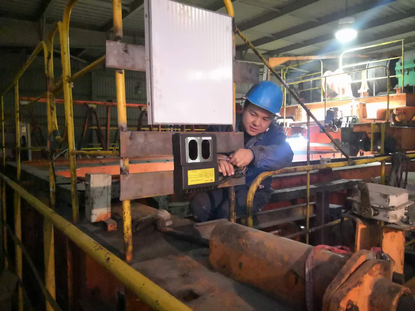 【钢城文苑】钢铁工人的信仰 【钢城文苑】钢铁工人的信仰