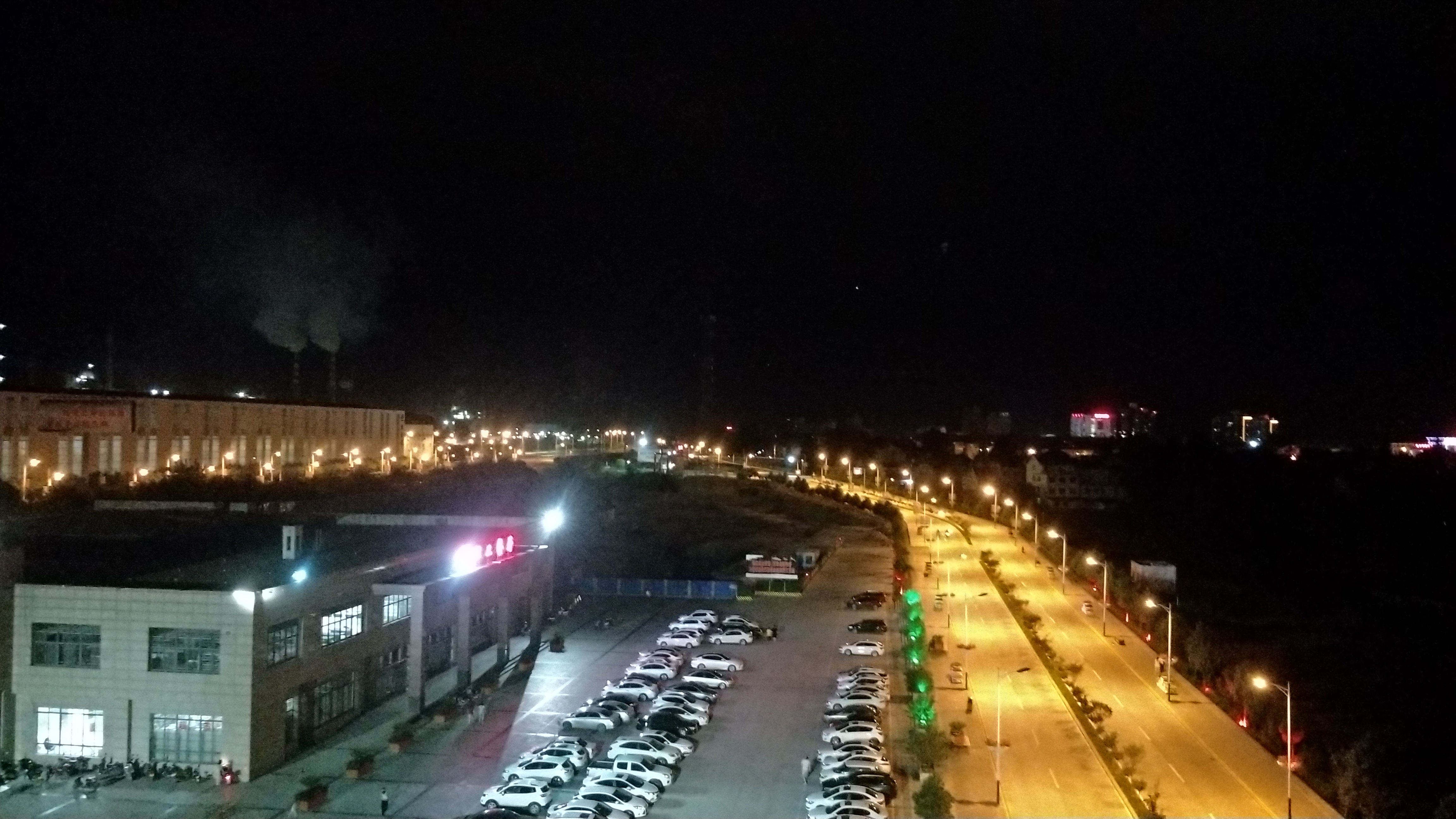 【钢城文苑】夜漫钢城之随想 【钢城文苑】夜漫钢城之随想