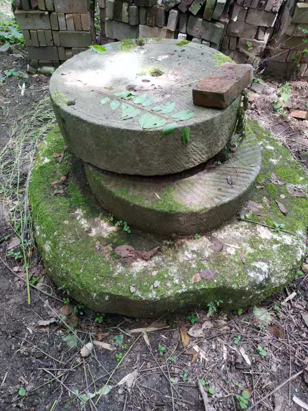 【钢城文苑】那一座石磨 【钢城文苑】那一座石磨