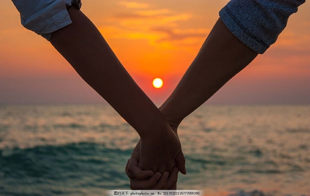 【钢城文苑】牵    手