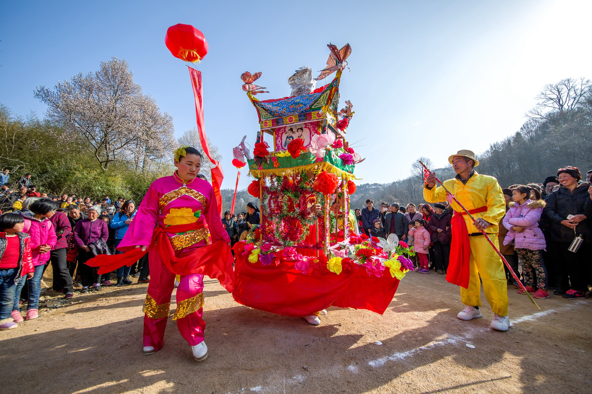 【钢城文苑】论年俗 【钢城文苑】论年俗