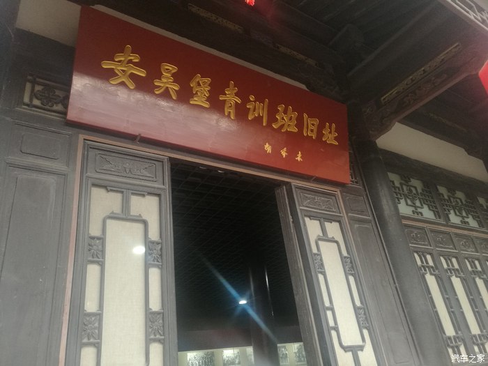 【钢城文苑】两个时空女人的对话 【钢城文苑】两个时空女人的对话