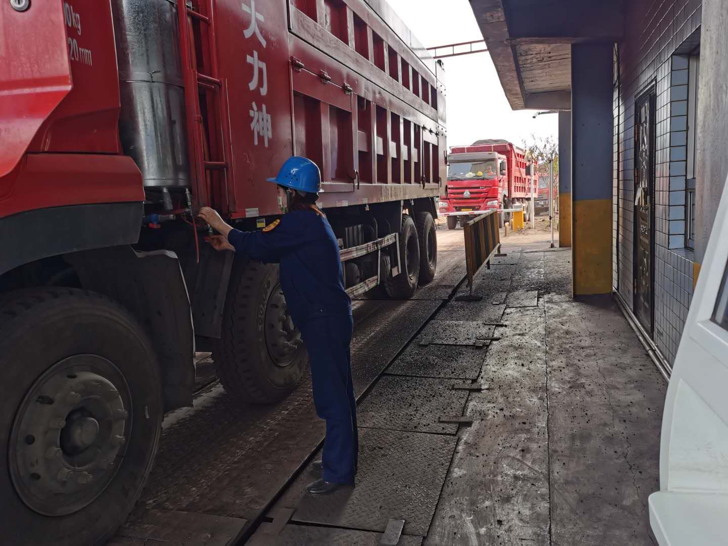 【先进风采】奋斗的青春最闪亮 ——记“陕西省五一巾帼标兵岗”计量检验中心计量站 【先进风采】奋斗的青春最闪亮 ——记“陕西省五一巾帼标兵岗”计量检验中心计量站