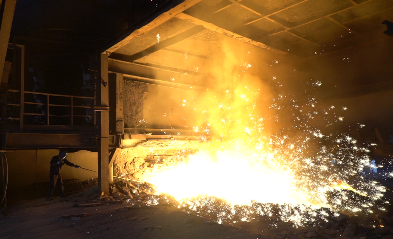 【钢城文苑】奋勇前行谱华章