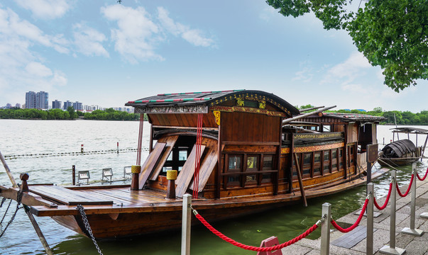 【钢城文苑】红船精神