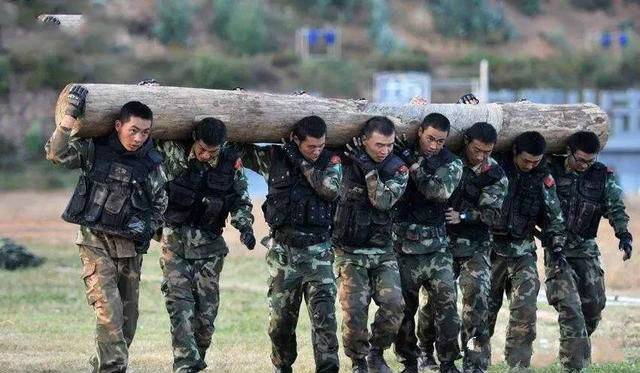 【钢城文苑】军魂礼赞