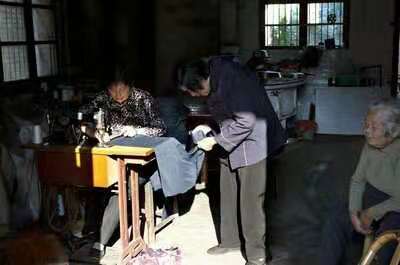 【钢城文苑】我的母亲是裁缝 【钢城文苑】我的母亲是裁缝