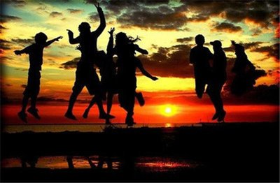 【散文】愿你出走半生，归来仍是少年