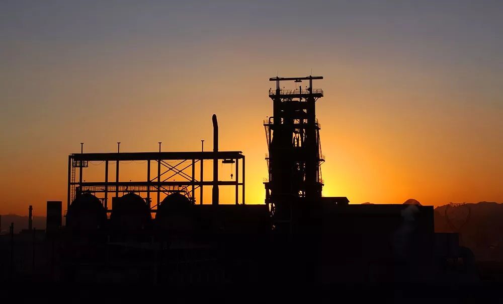 【钢城文苑】夜色下的钢城